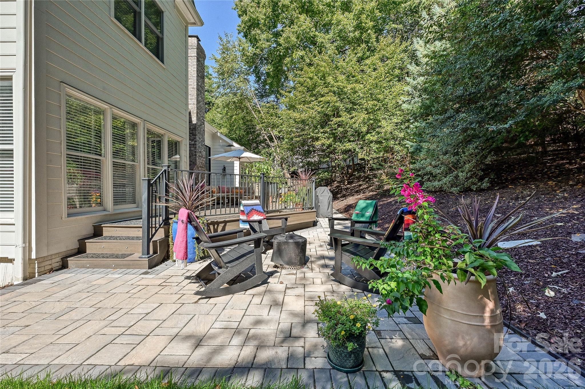 Single Family Residence at 16521 Plantation Woods Drive, Charlotte, photo 38 of 46