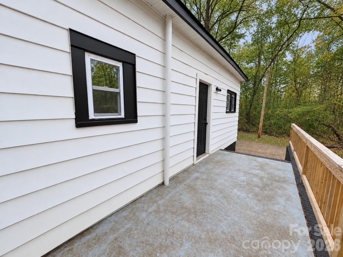 Single Family Residence at 905 Gantt Street, Kings Mountain, photo 11 of 13