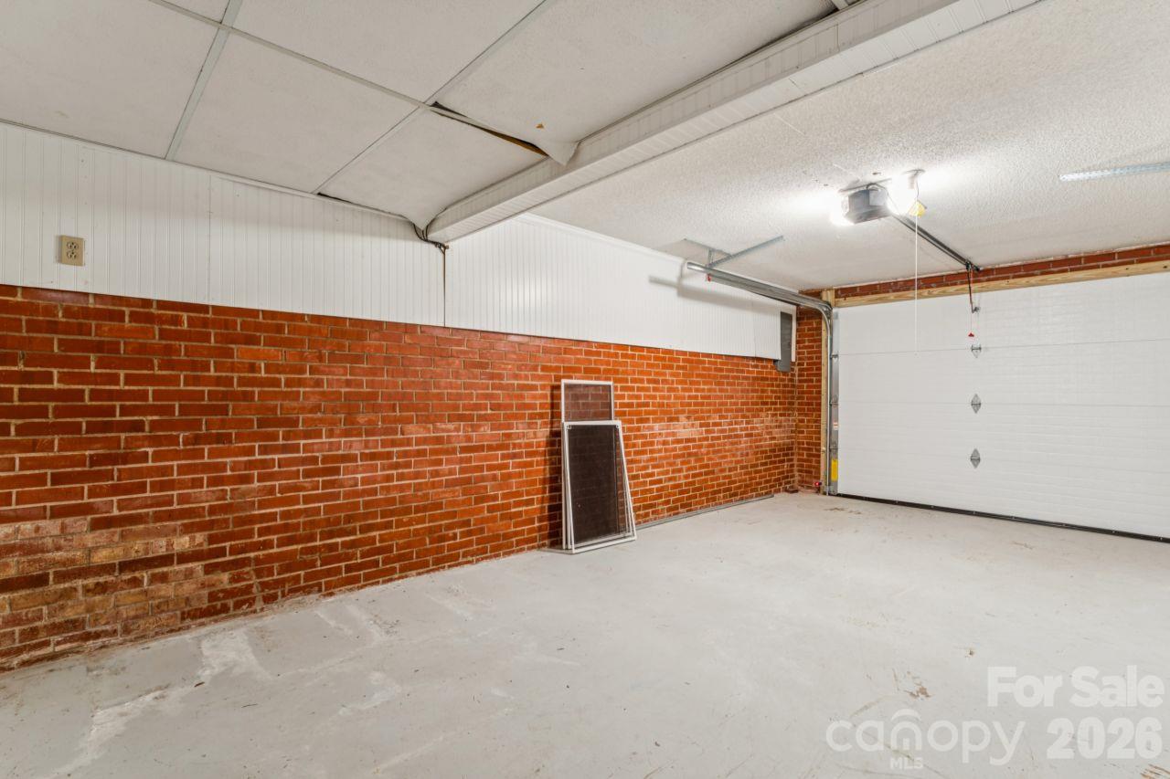 garage in basement - 340 Homer Corriher Road, China Grove