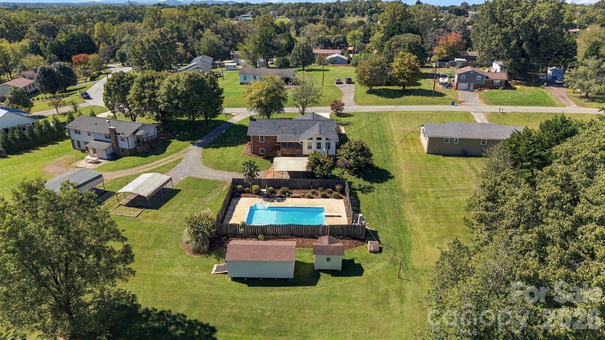 139 Greenlea Circle