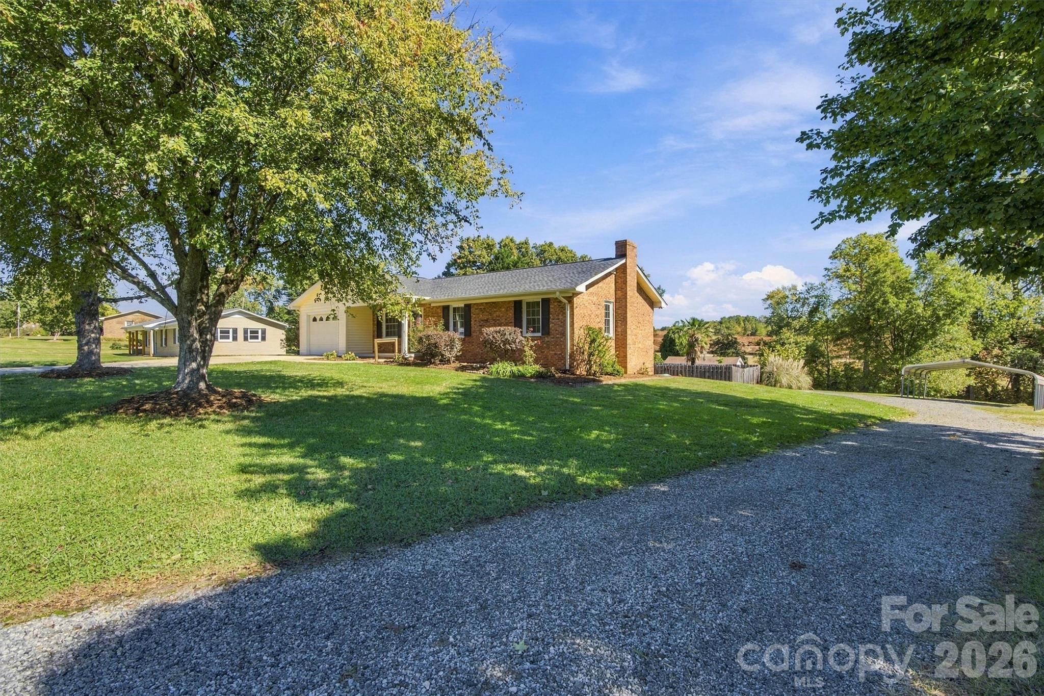 Single Family Residence at 139 Greenlea Circle, Taylorsville, photo 5 of 48