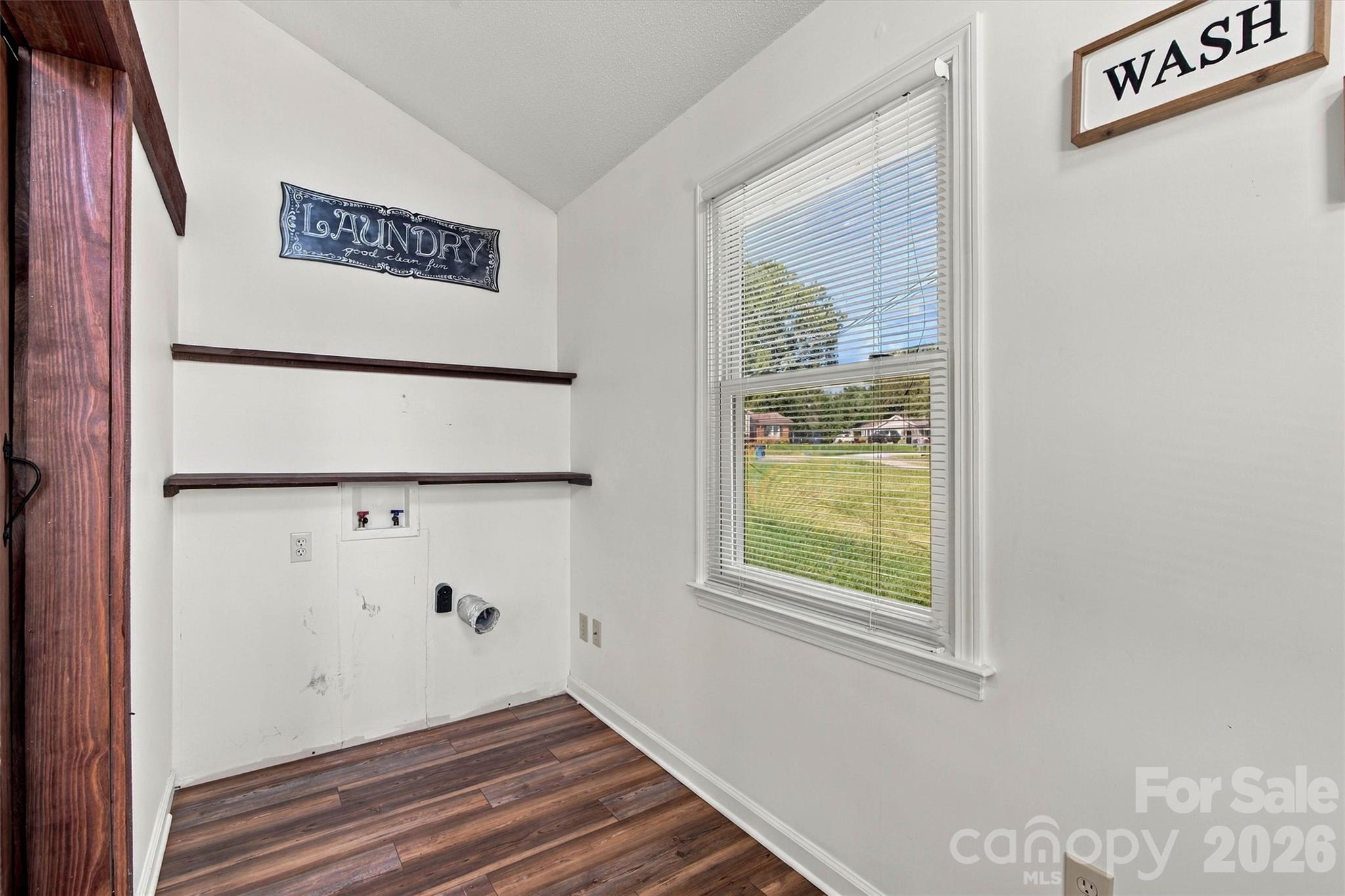 Single Family Residence at 139 Greenlea Circle, Taylorsville, photo 20 of 48