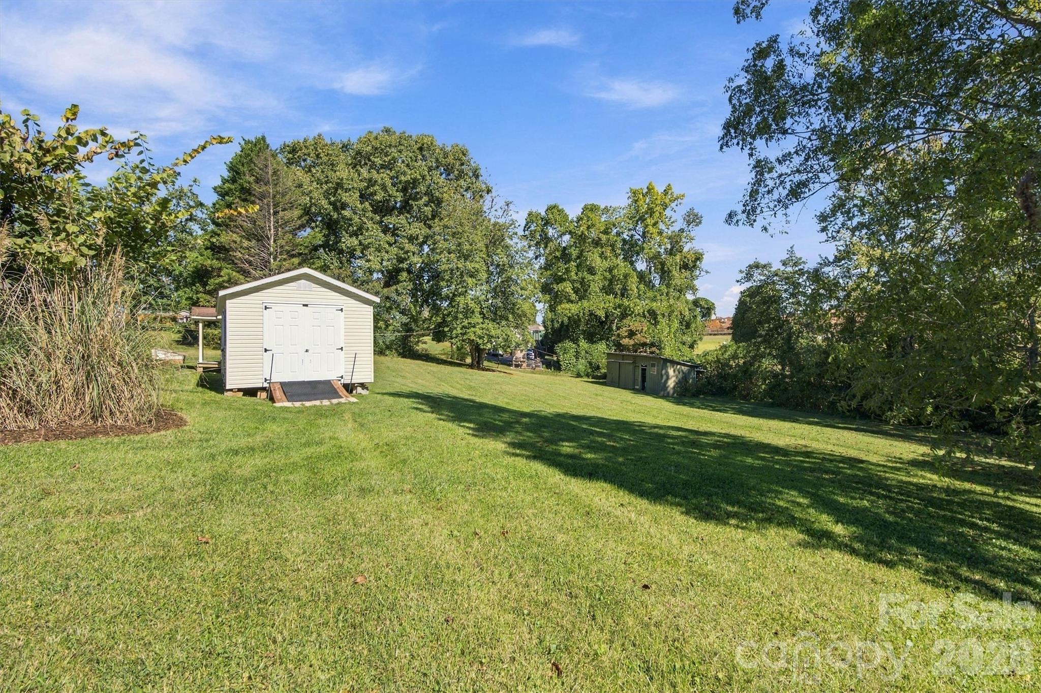 Single Family Residence at 139 Greenlea Circle, Taylorsville, photo 42 of 48