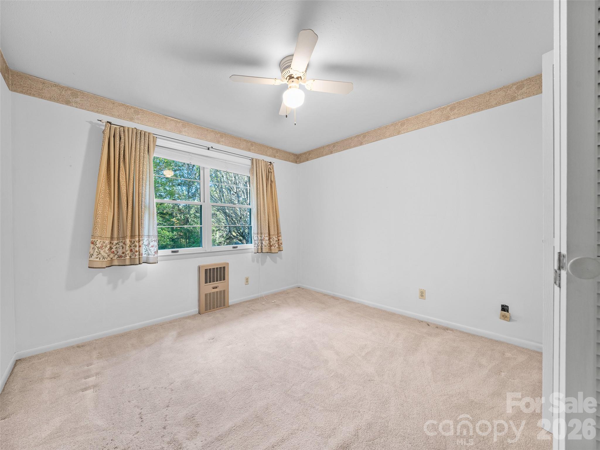 Third Bedroom - 198 Roland Hill Road, Burnsville