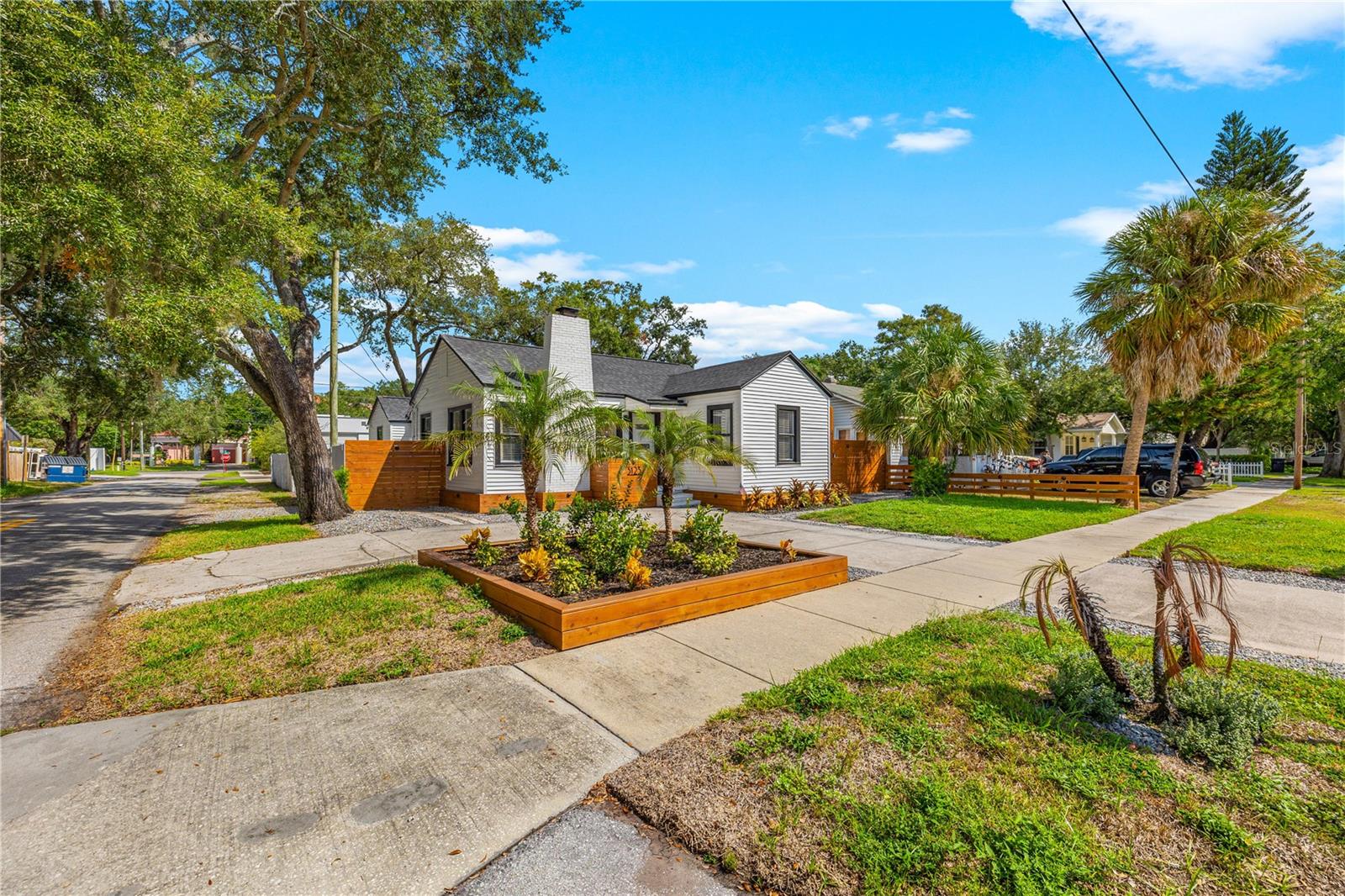 3123 W MARLIN AVE
