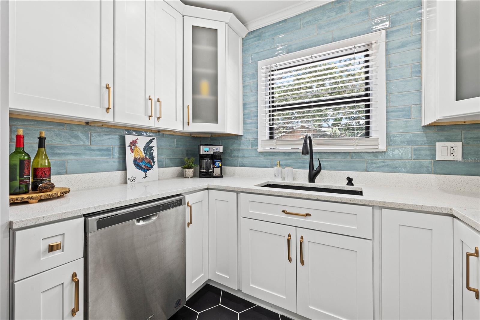 Single Family Residence at 3123 W MARLIN AVE, TAMPA, photo 14 of 76