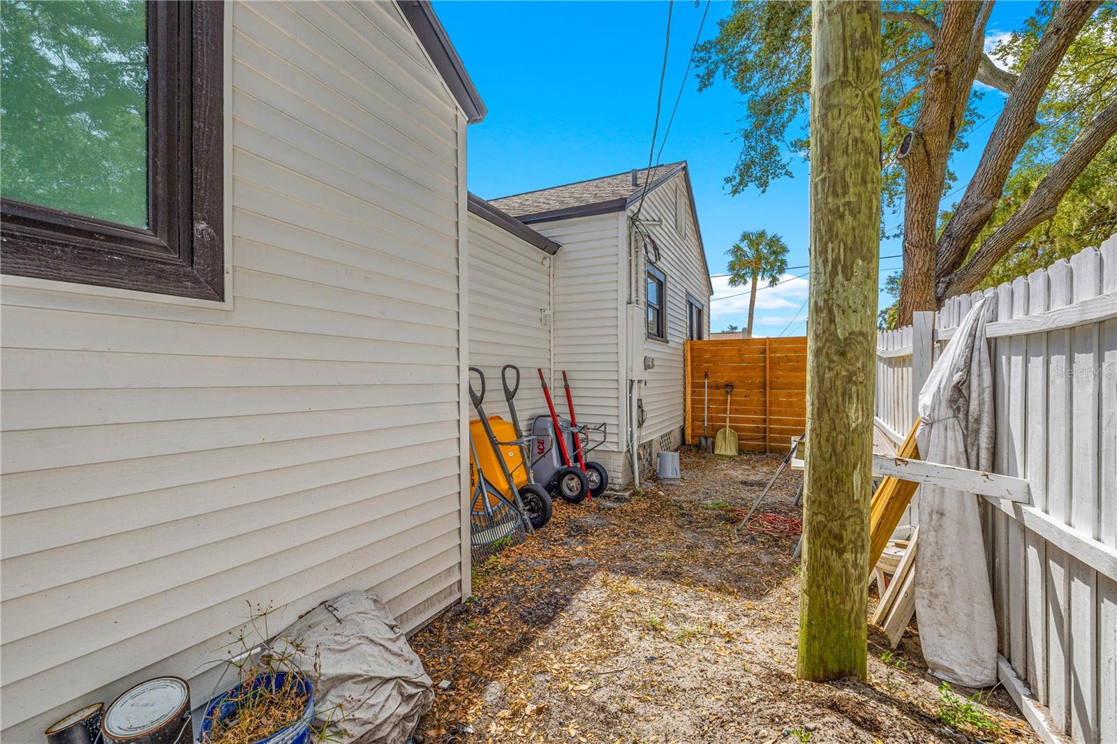 Single Family Residence at 3123 W MARLIN AVE, TAMPA, photo 41 of 76
