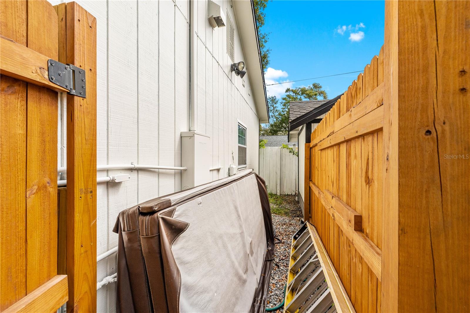 Single Family Residence at 3123 W MARLIN AVE, TAMPA, photo 43 of 76