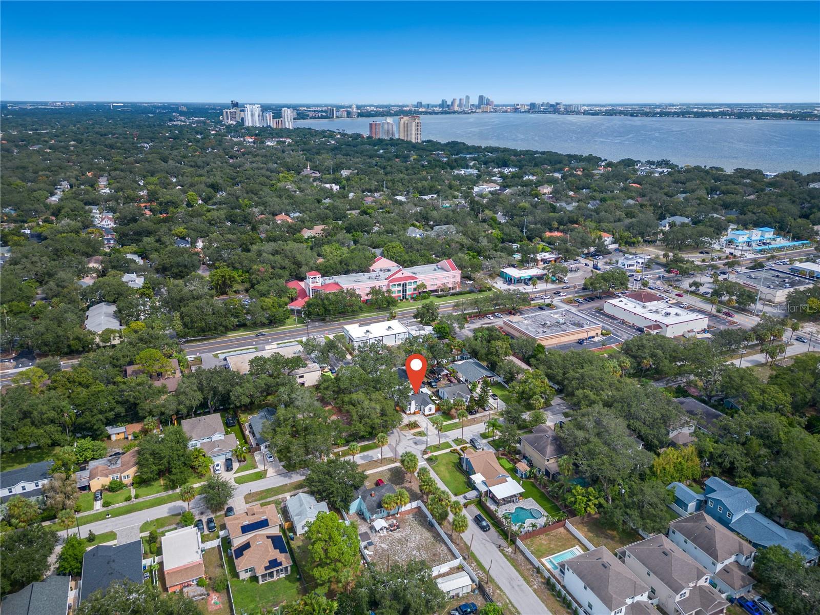 Single Family Residence at 3123 W MARLIN AVE, TAMPA, photo 74 of 76