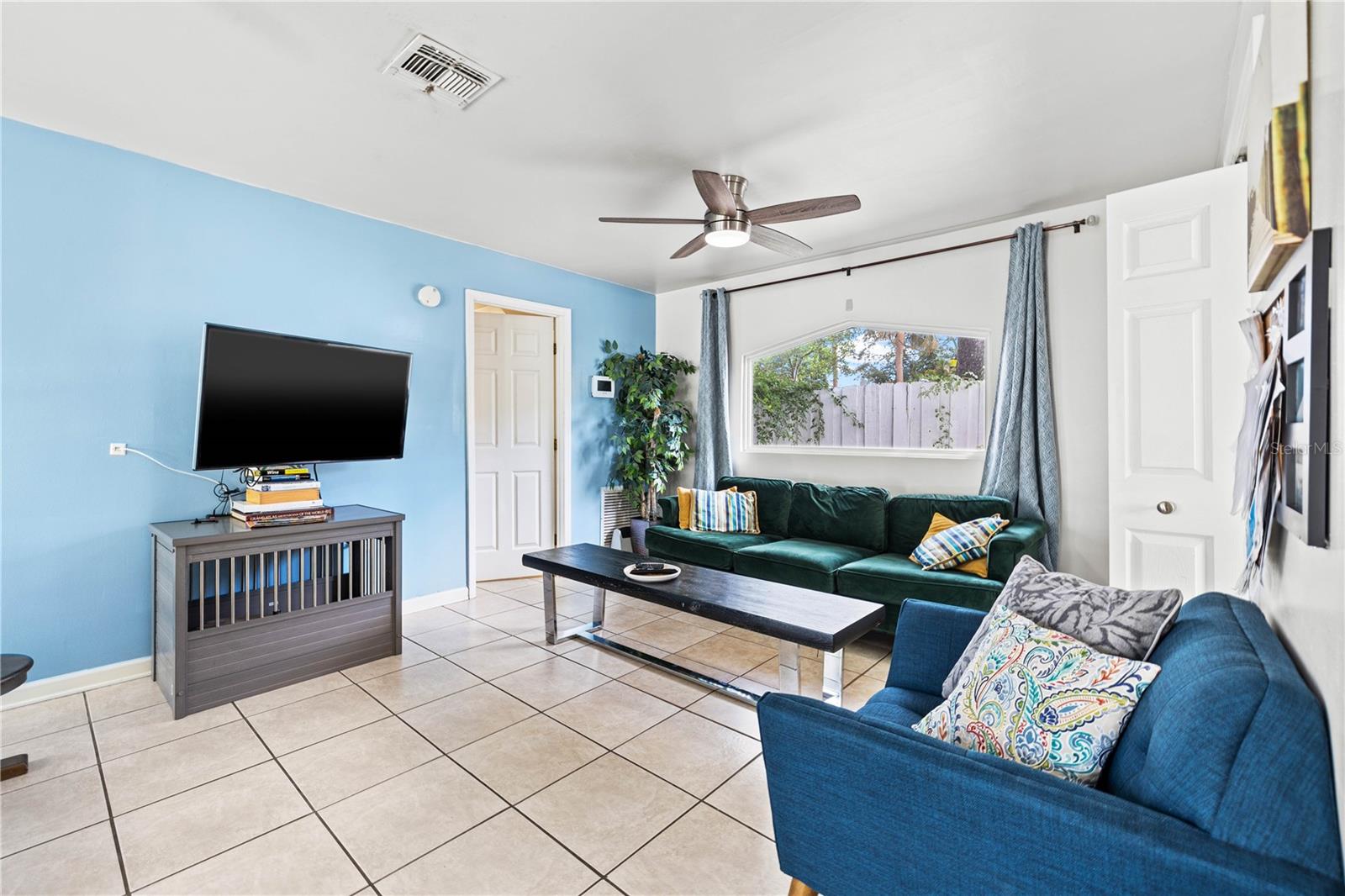 Single Family Residence at 3123 W MARLIN AVE, TAMPA, photo 53 of 76