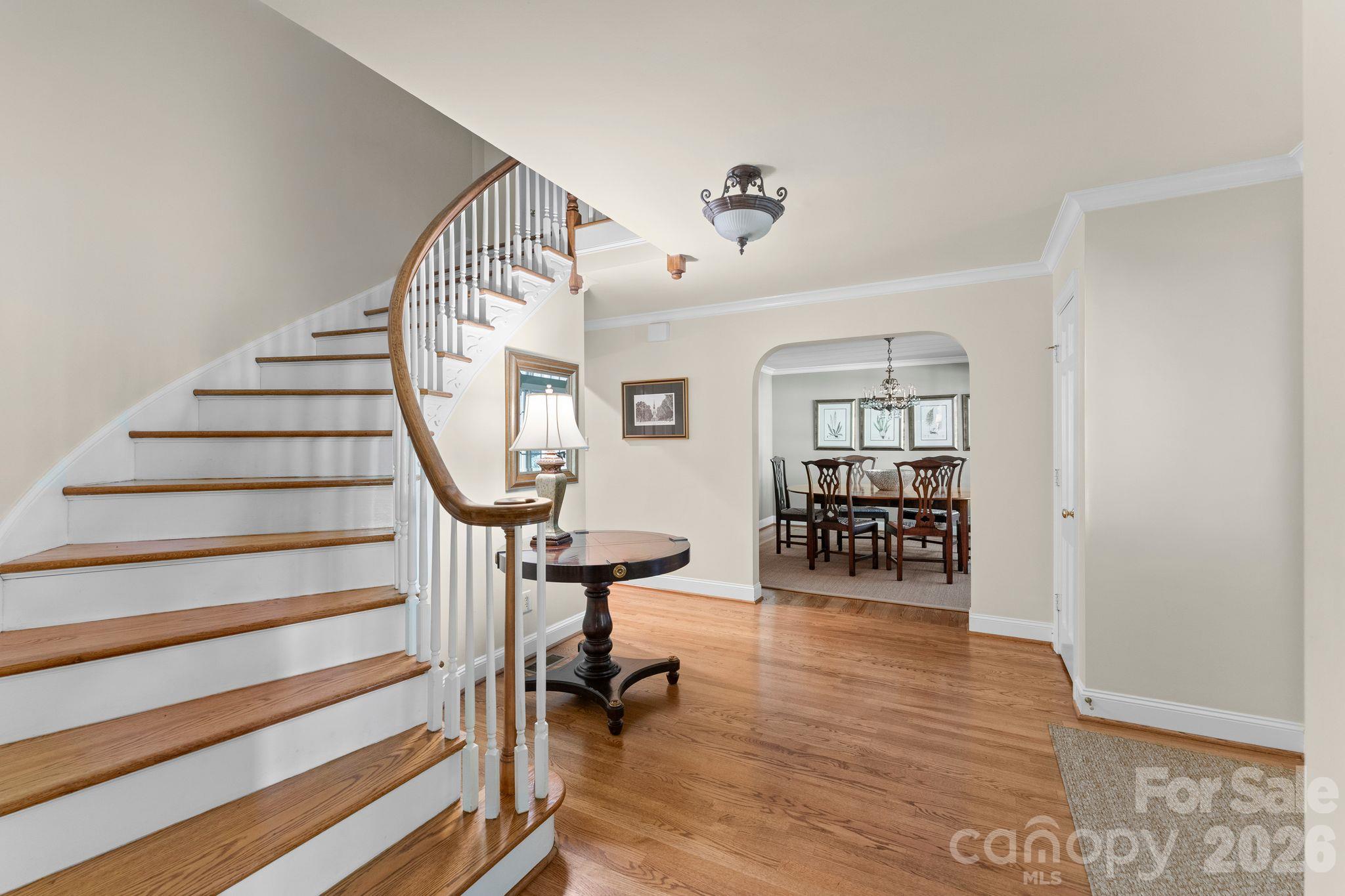 Gorgeous spiraling staircase and hardwood floors - 2006 Grey Road, Davidson