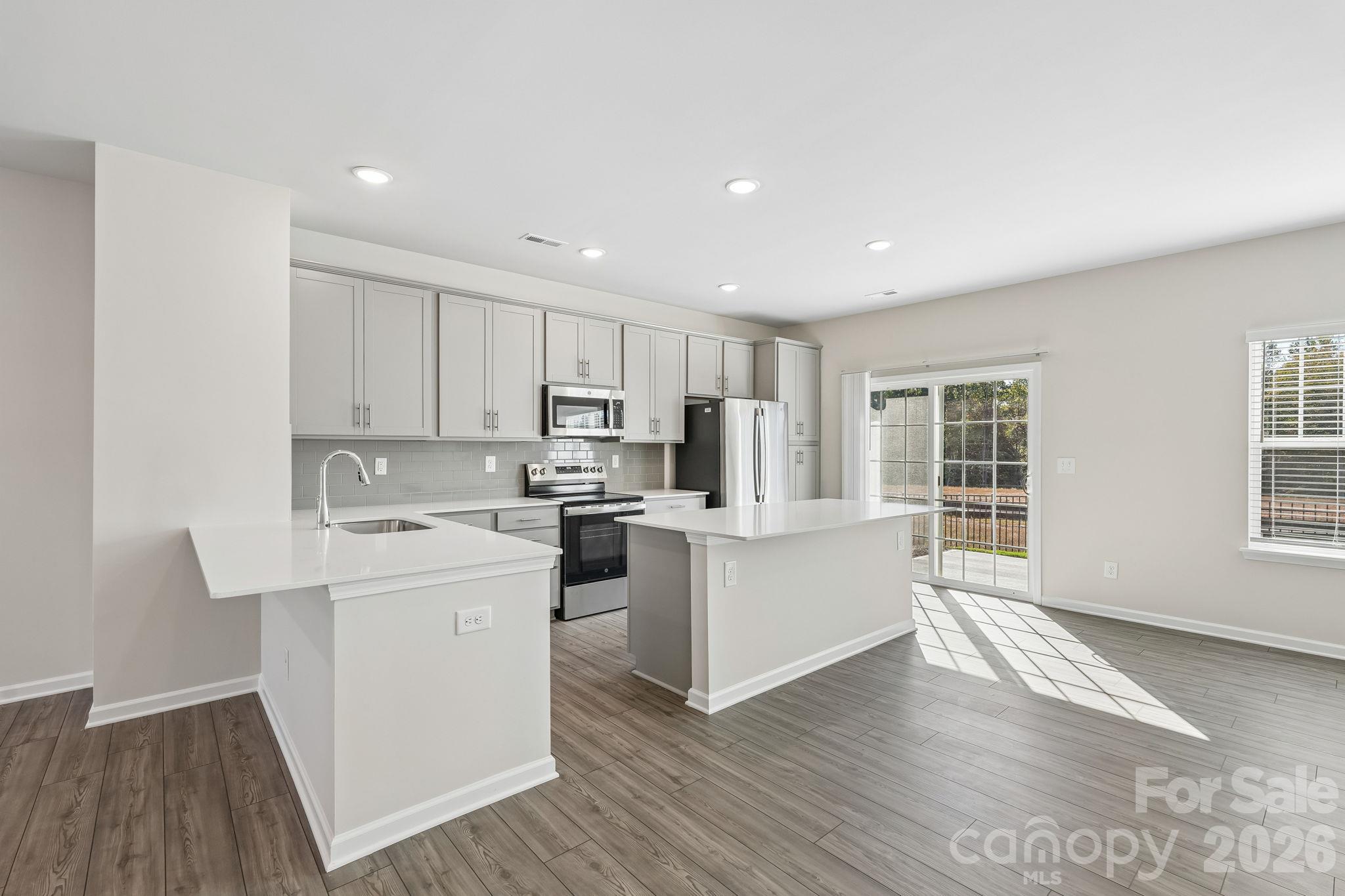 Townhouse at 5278 Lashawn Lane, Stanley, photo 4 of 14
