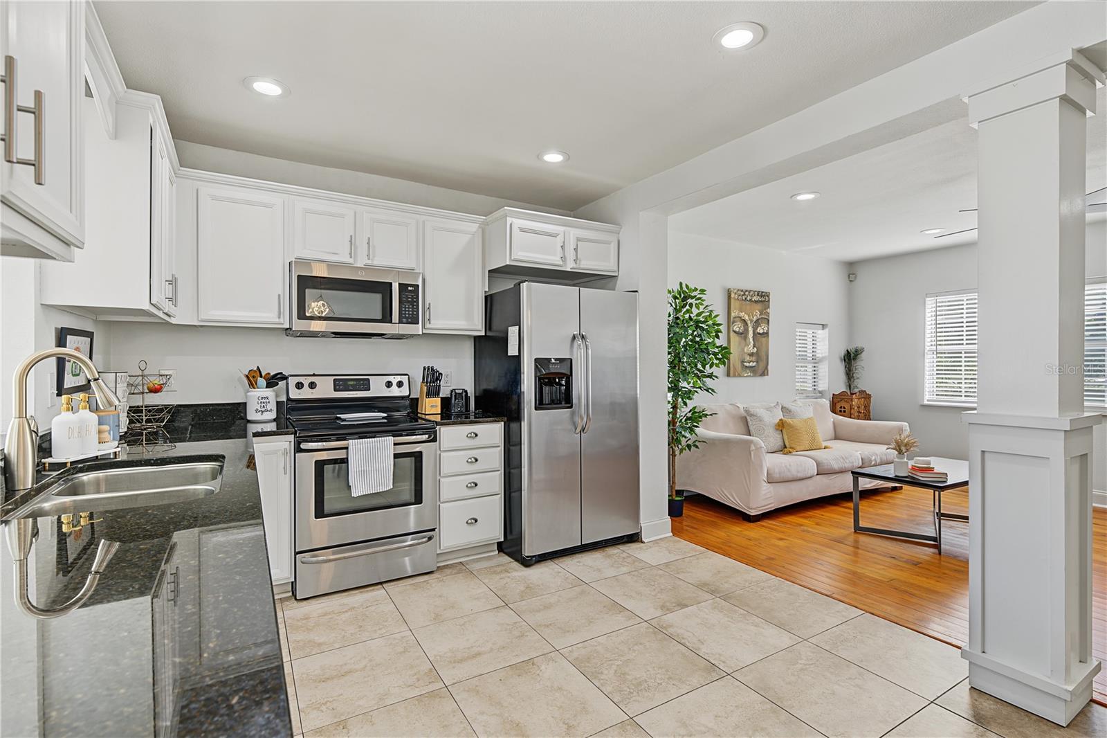 Single Family Residence at 2801 S MANHATTAN AVE, TAMPA, photo 5 of 30