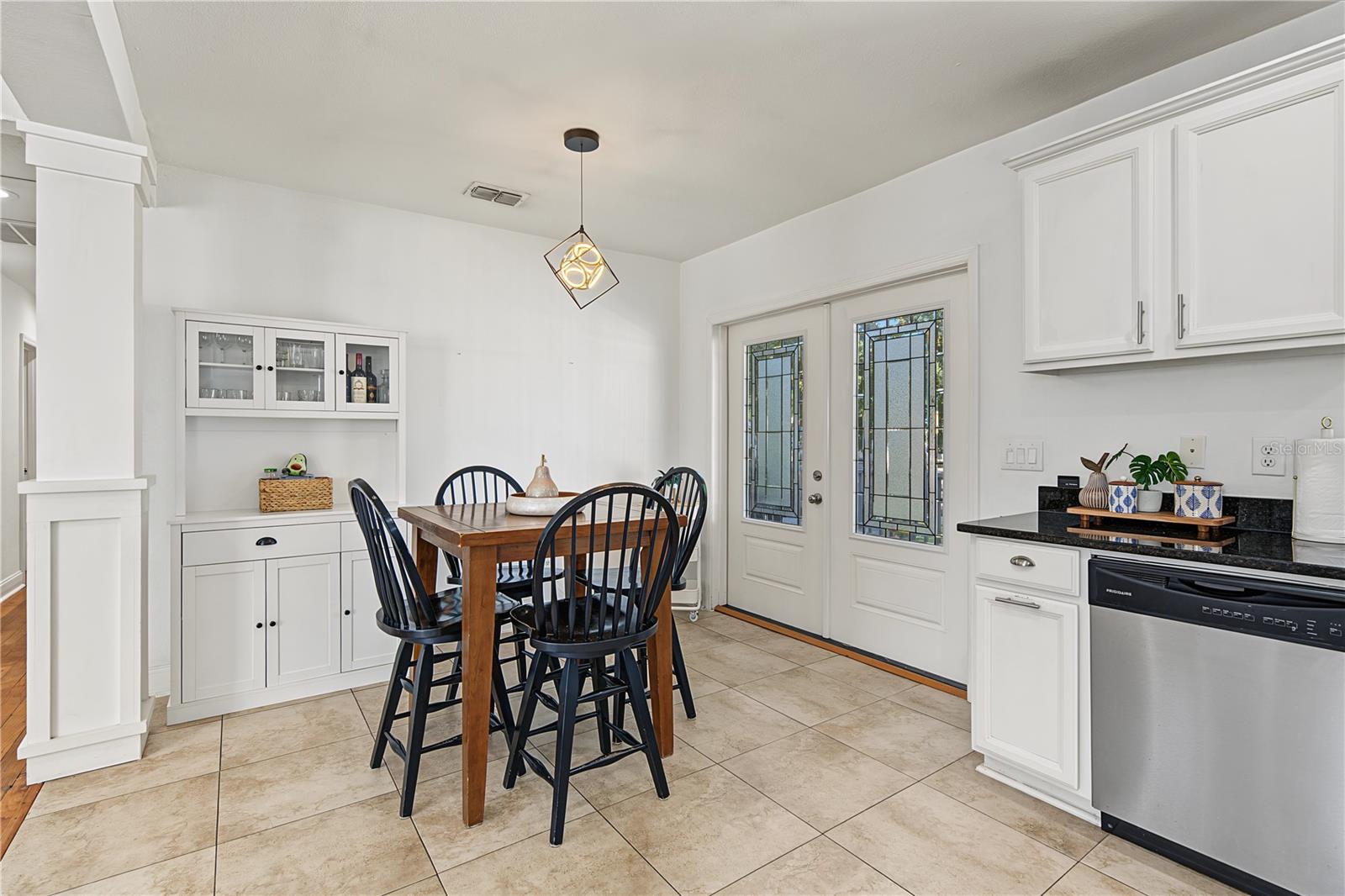 Single Family Residence at 2801 S MANHATTAN AVE, TAMPA, photo 10 of 30