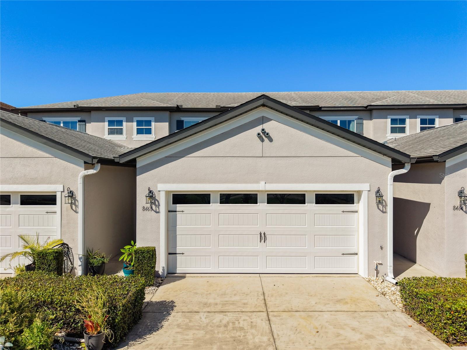 8460 MAGNIFICENT LN