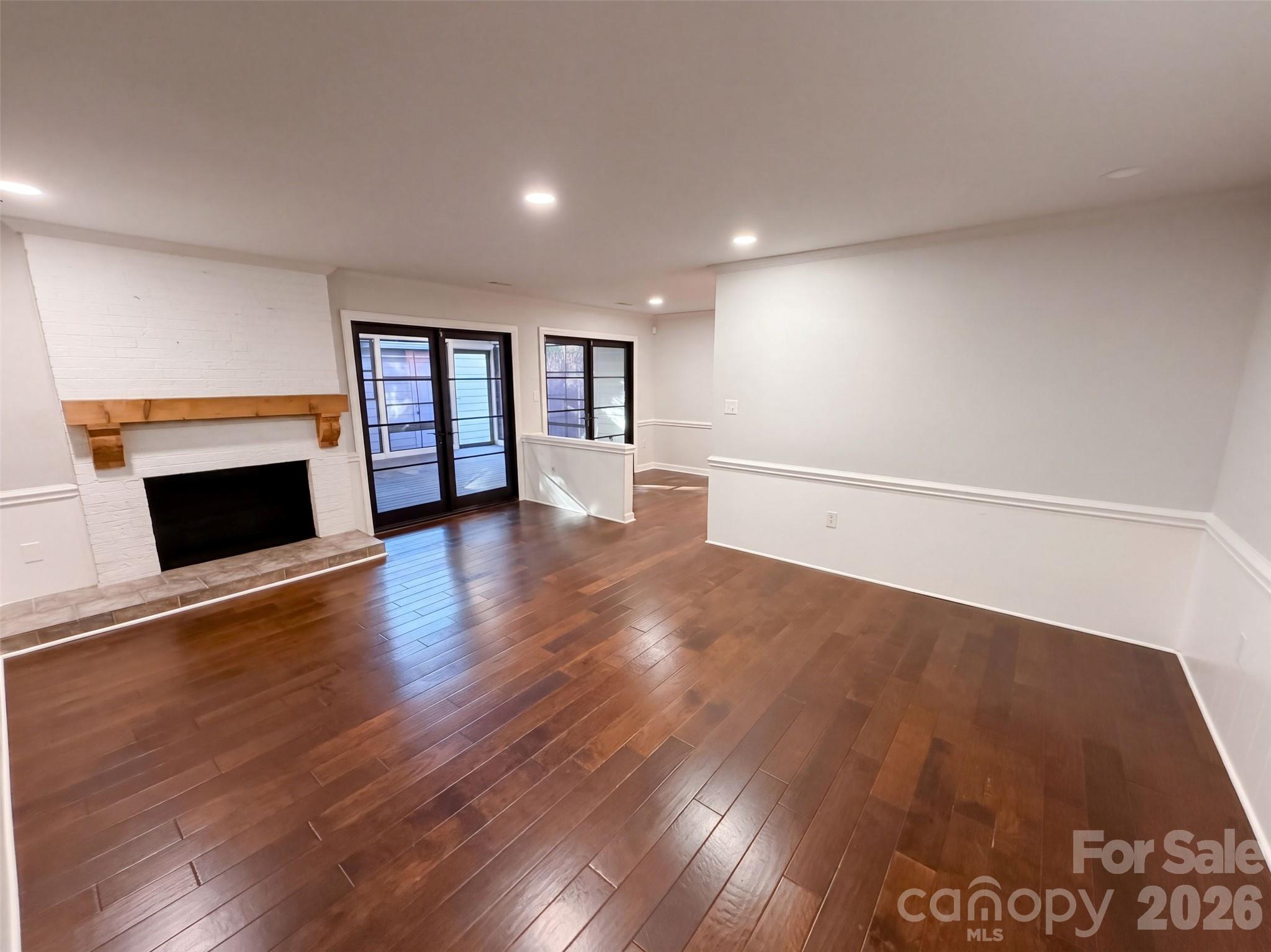 Single Family Residence at 4704 Benridge Lane, Charlotte, photo 3 of 34