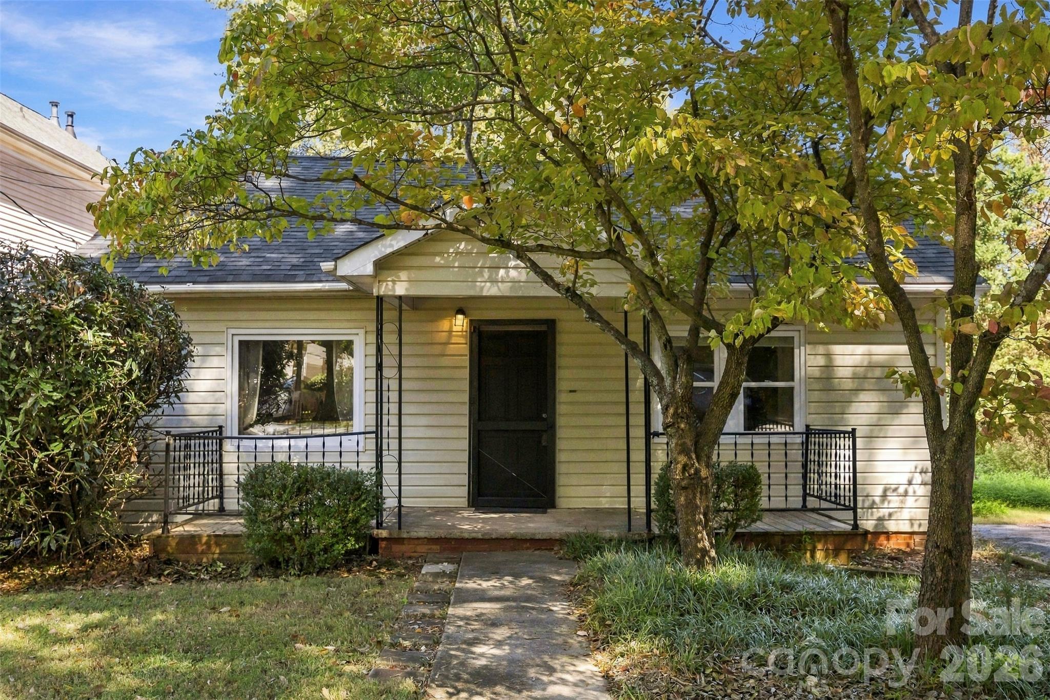 Single Family Residence at 220 Armour Street, Davidson, photo 2 of 40