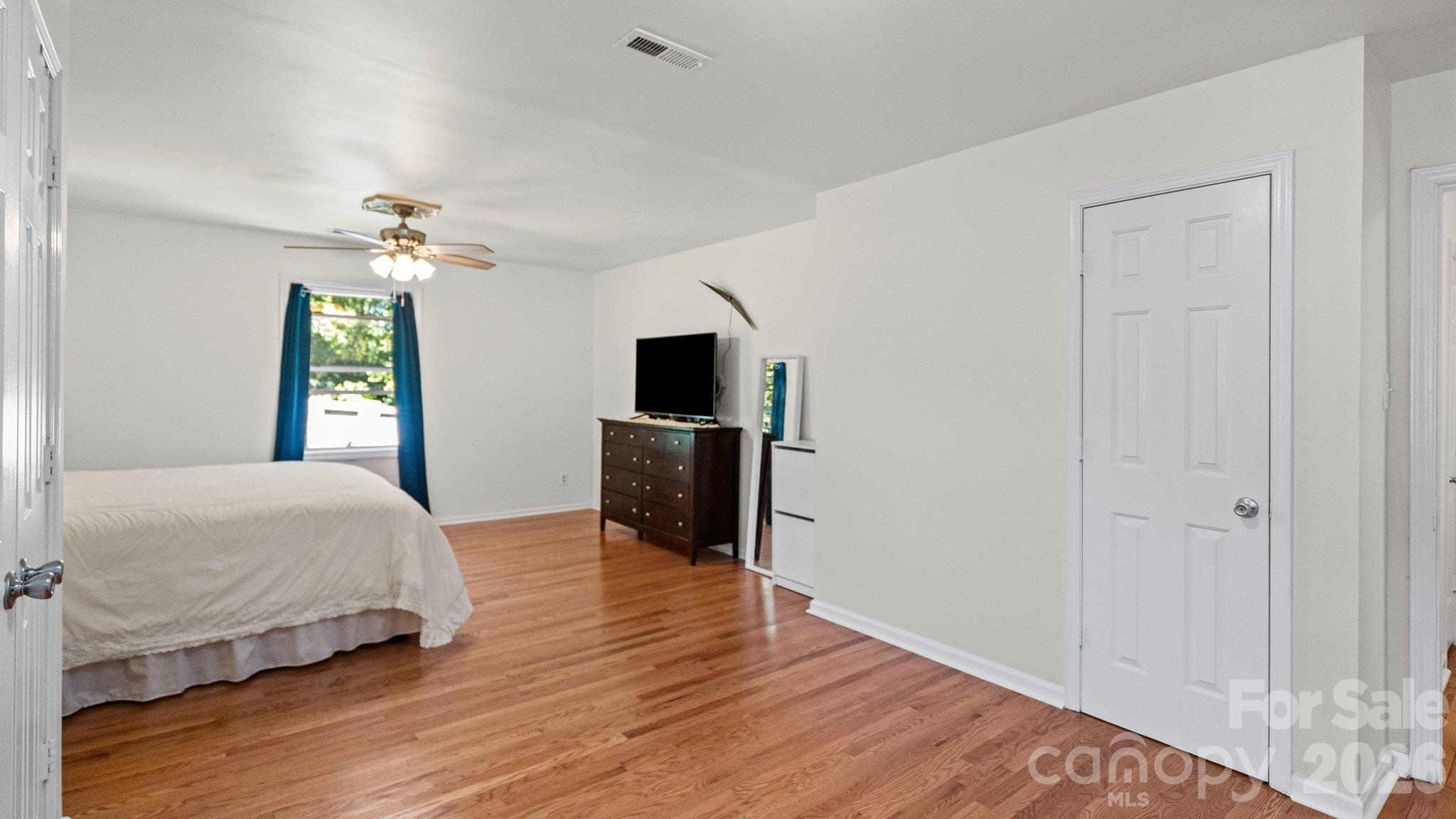 Single Family Residence at 7425 Riding Trail Road, Charlotte, photo 27 of 40