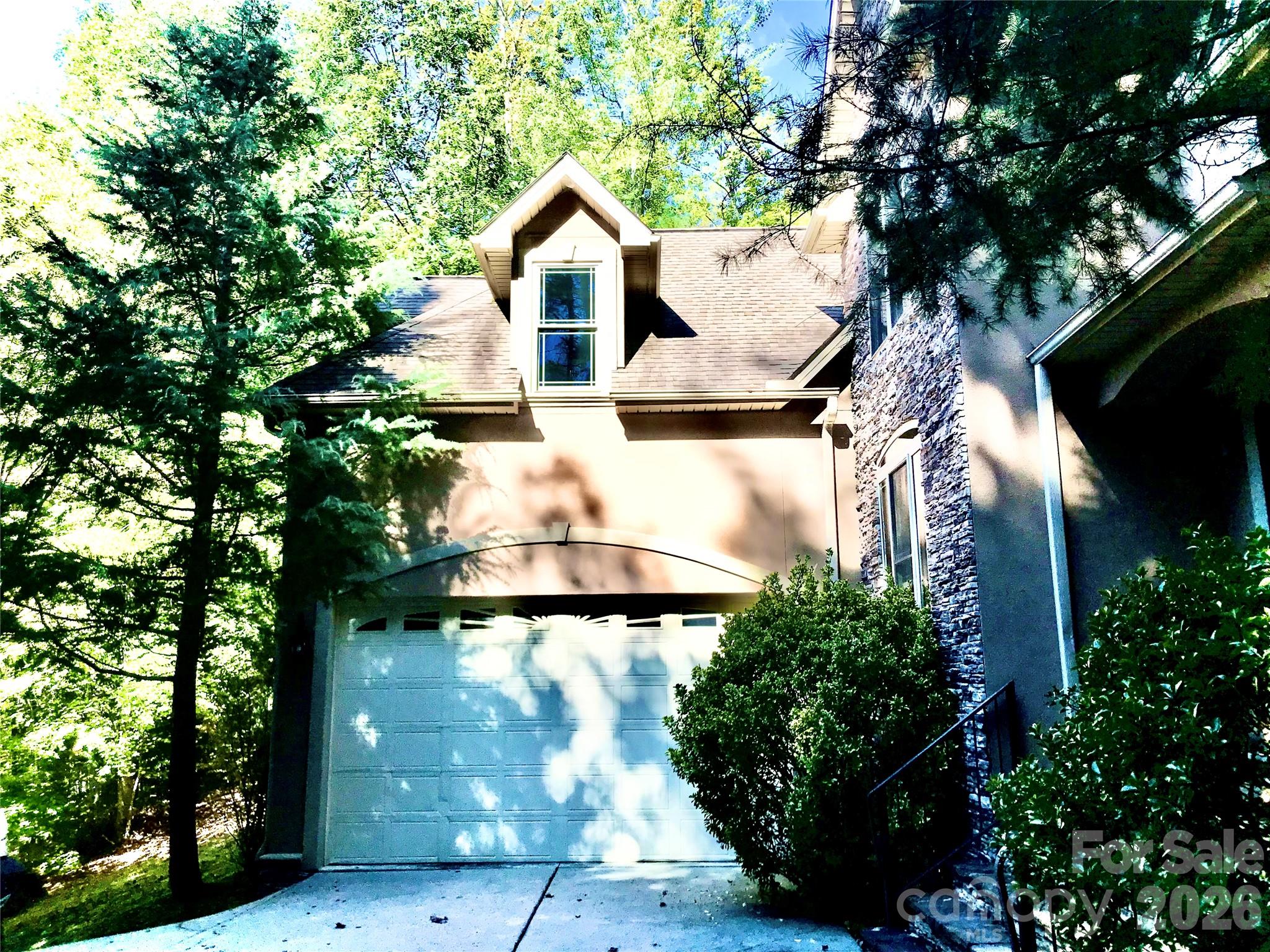 Single Family Residence at 107 Twin Courts Drive, Weaverville, photo 2 of 48