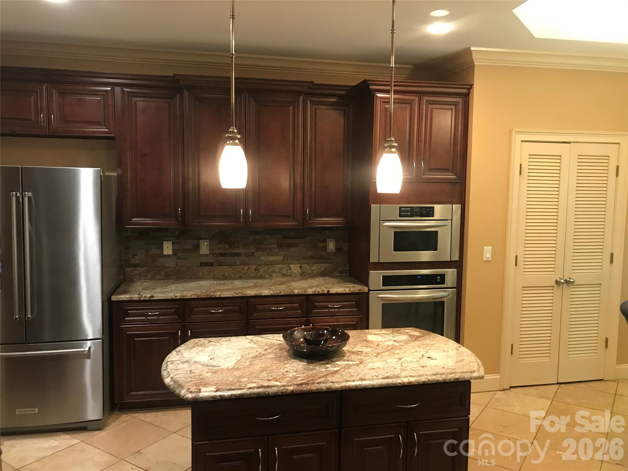 Single Family Residence at 107 Twin Courts Drive, Weaverville, photo 11 of 48