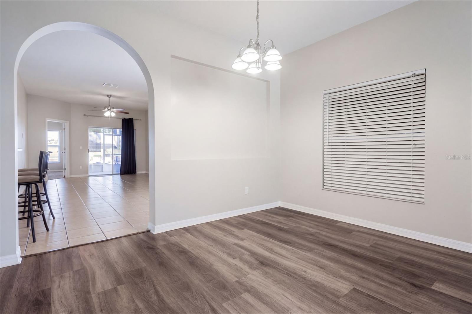 Single Family Residence at 1416 LONGVILLE CIR, TAVARES, photo 8 of 42