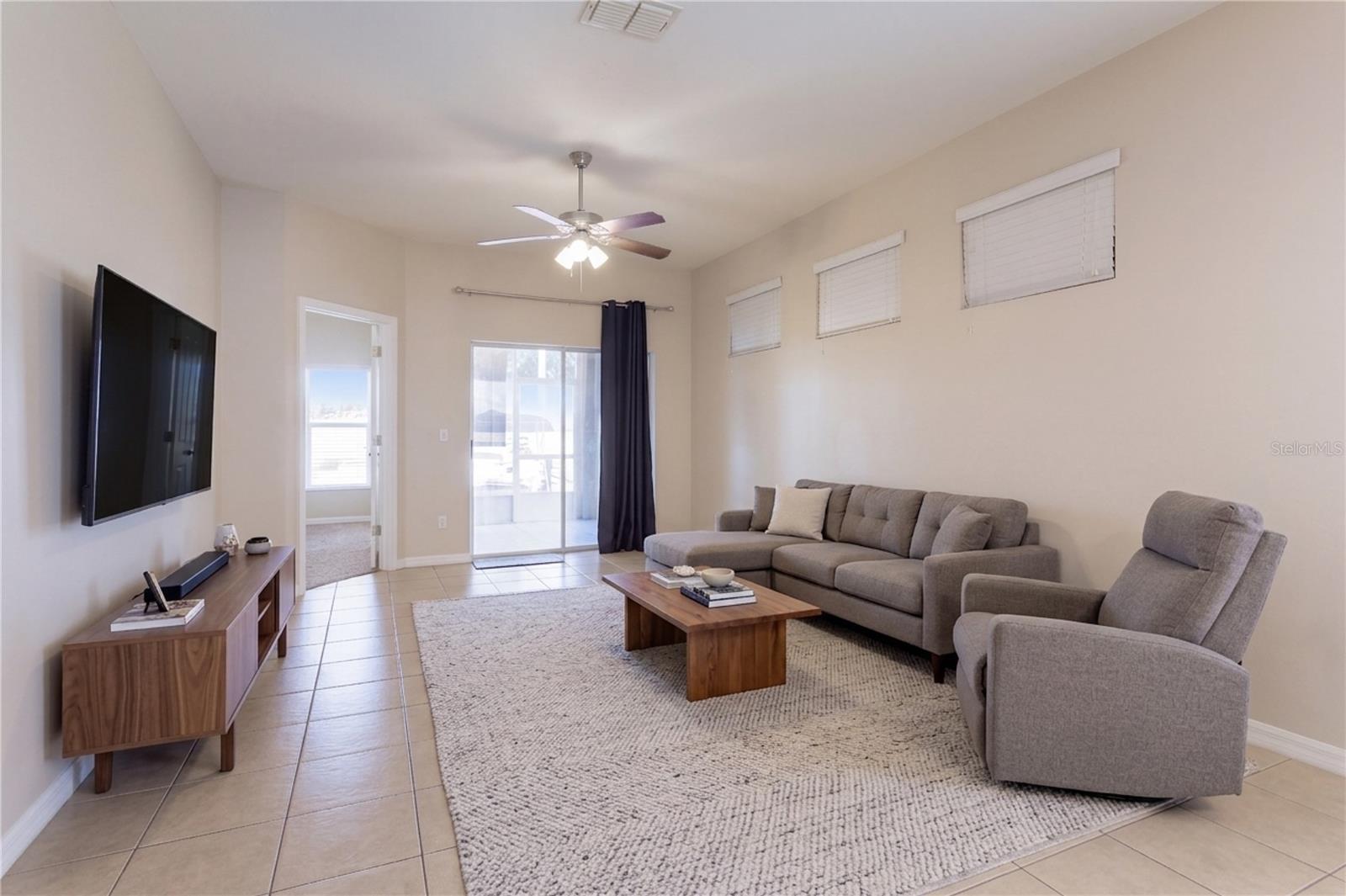 Single Family Residence at 1416 LONGVILLE CIR, TAVARES, photo 16 of 42