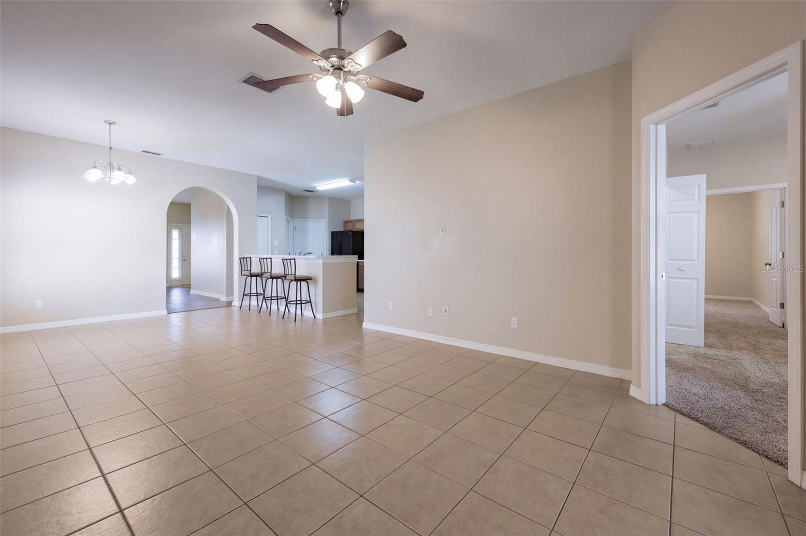Single Family Residence at 1416 LONGVILLE CIR, TAVARES, photo 18 of 42