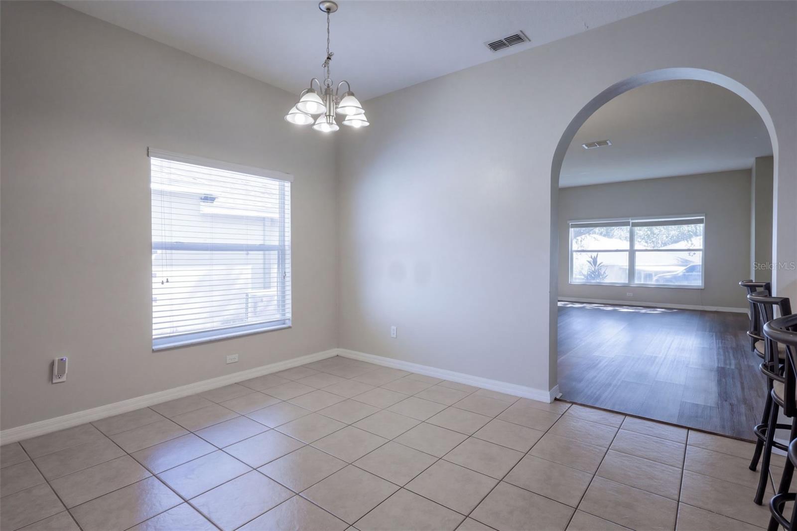Single Family Residence at 1416 LONGVILLE CIR, TAVARES, photo 20 of 42