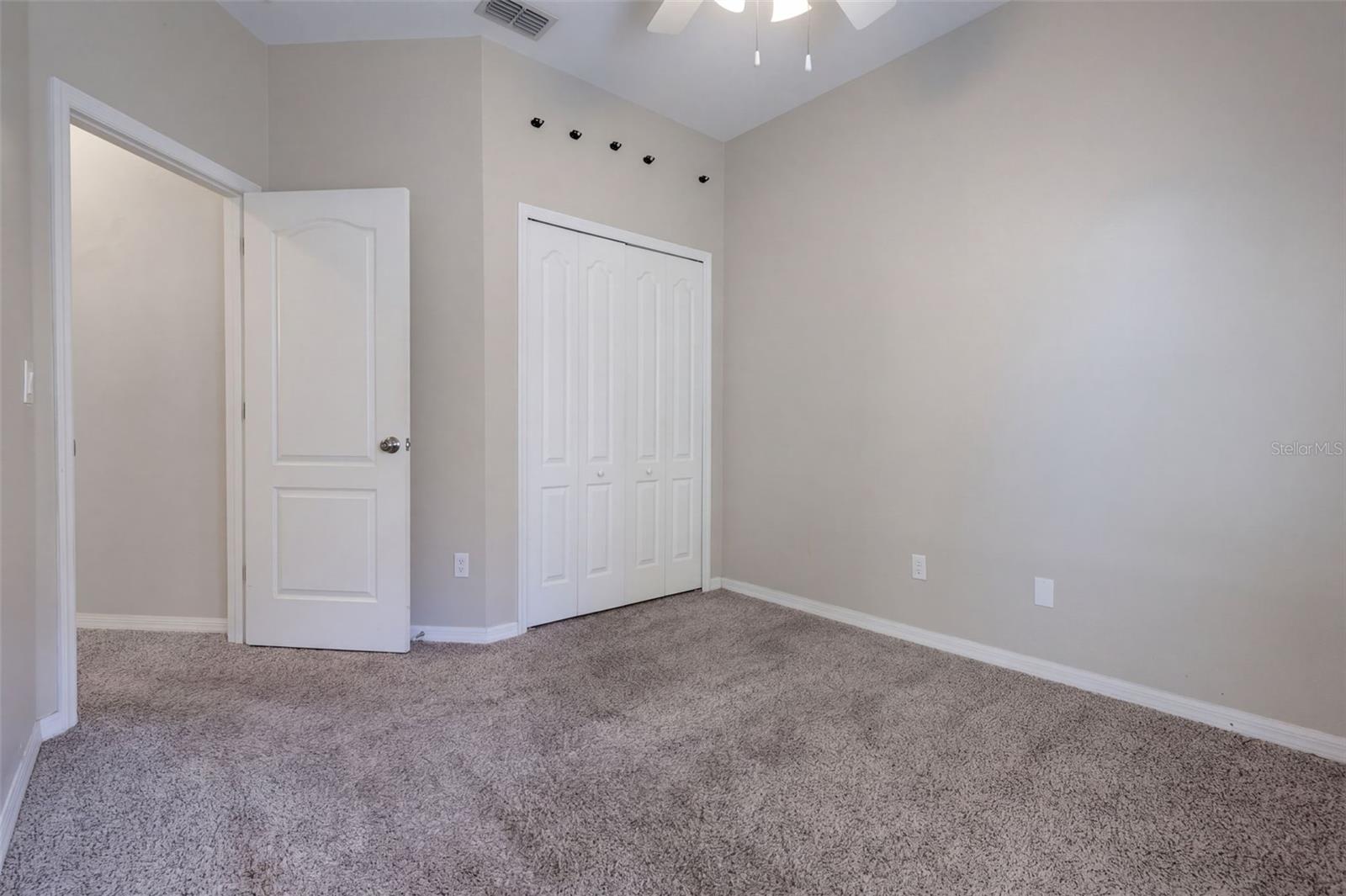 Single Family Residence at 1416 LONGVILLE CIR, TAVARES, photo 22 of 42