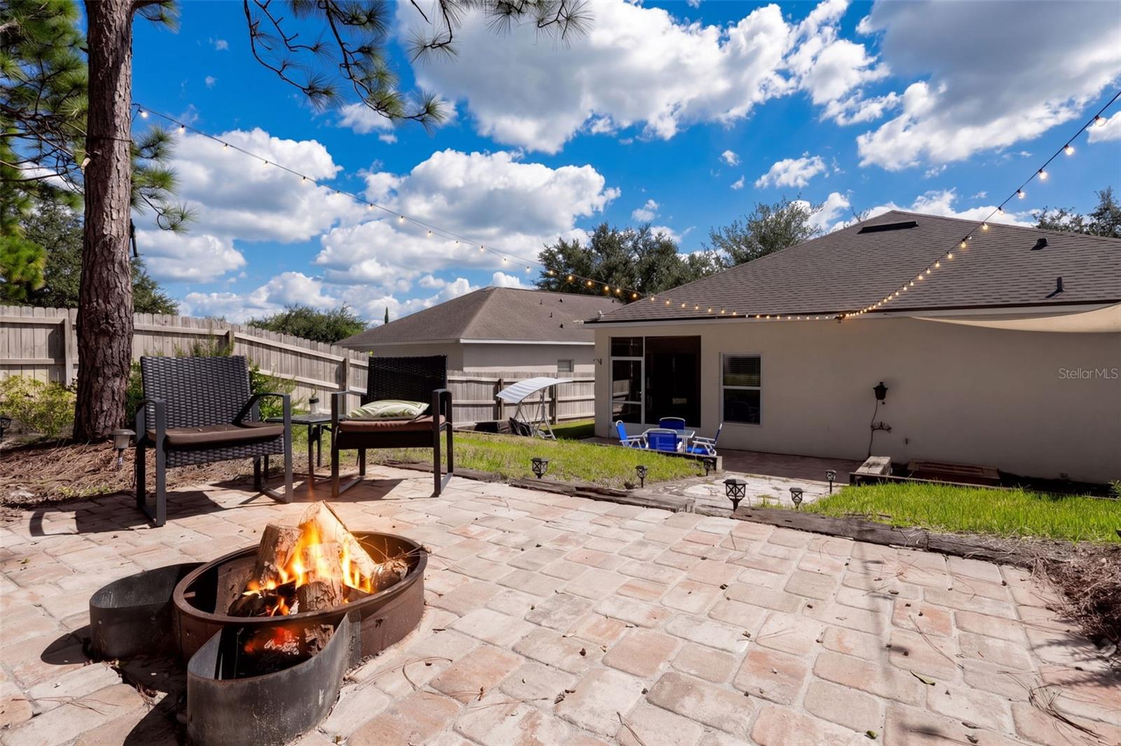 Single Family Residence at 1416 LONGVILLE CIR, TAVARES, photo 39 of 42