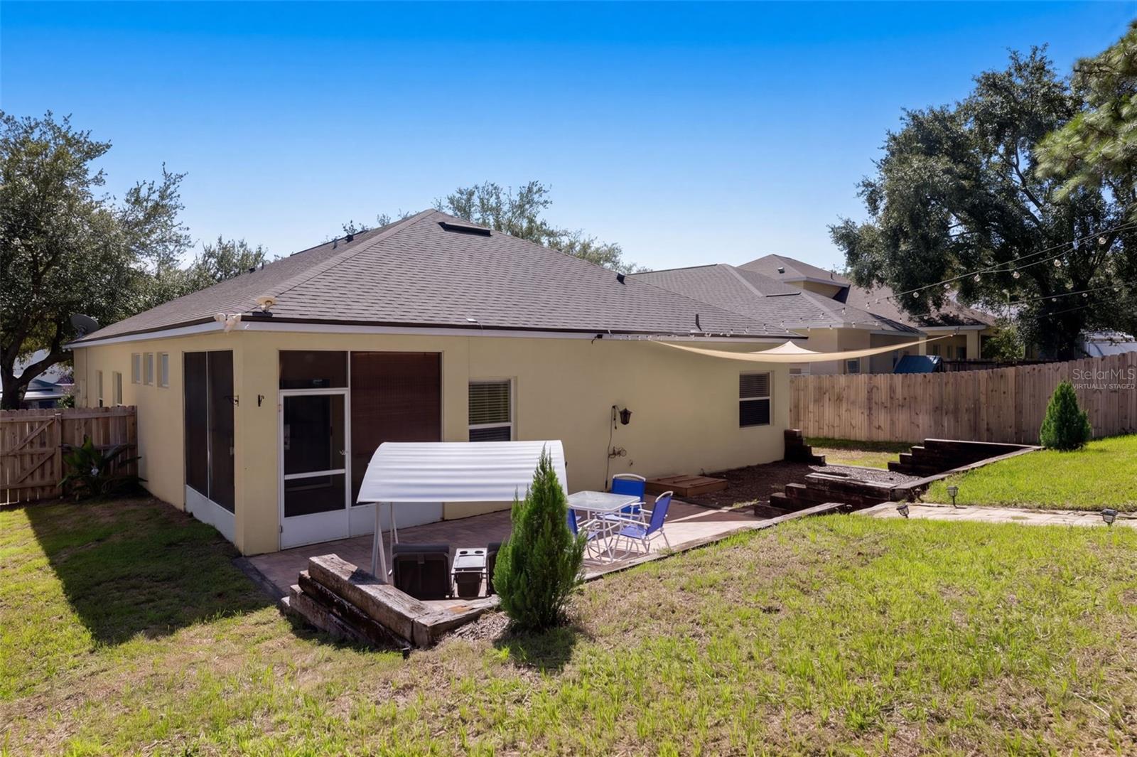 Single Family Residence at 1416 LONGVILLE CIR, TAVARES, photo 41 of 42