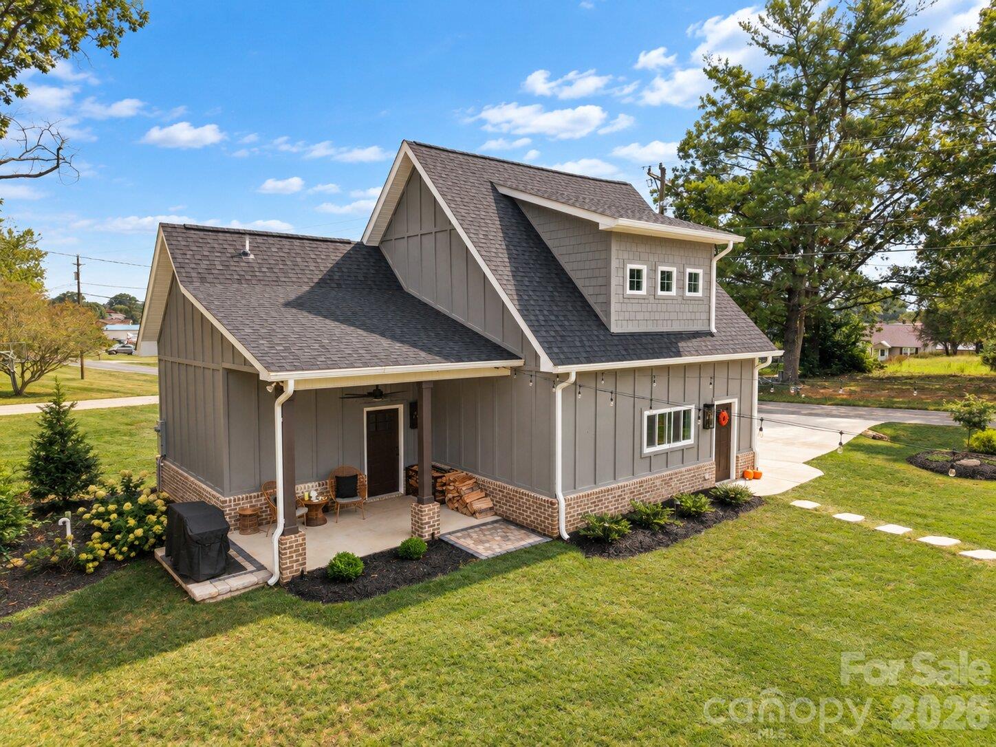 Single Family Residence at 18 Wittenburg Springs Drive, Taylorsville, photo 38 of 47