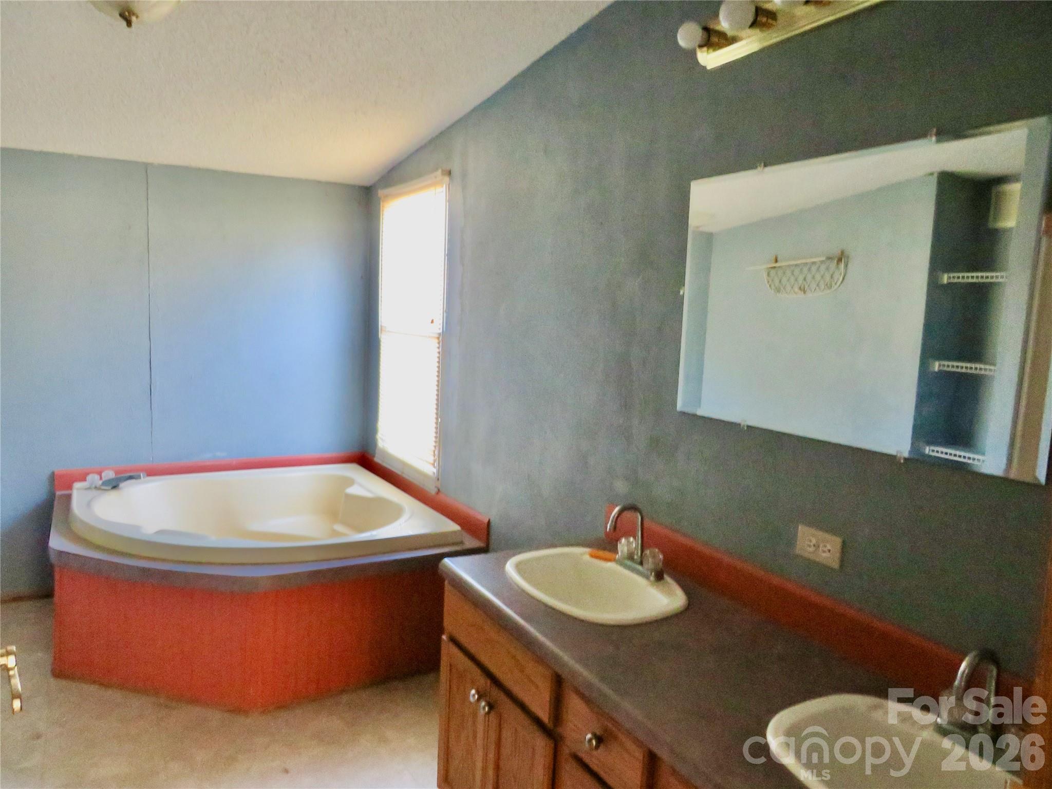 Primary Bathroom - 206 Andy Drive, Forest City