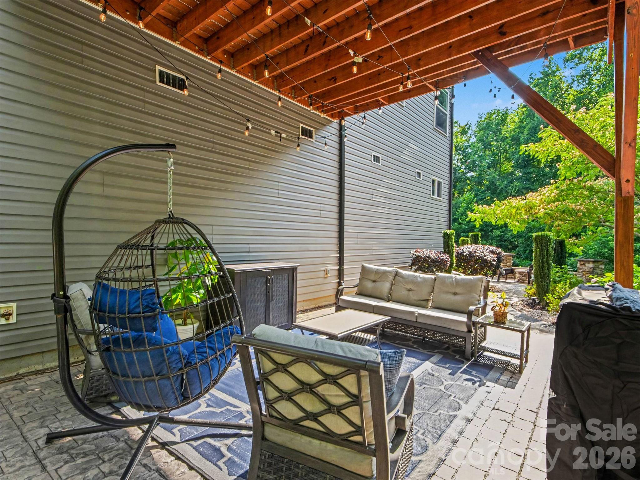 Full length stamped concredte patio - 155 Wood Acre Drive, Mooresville