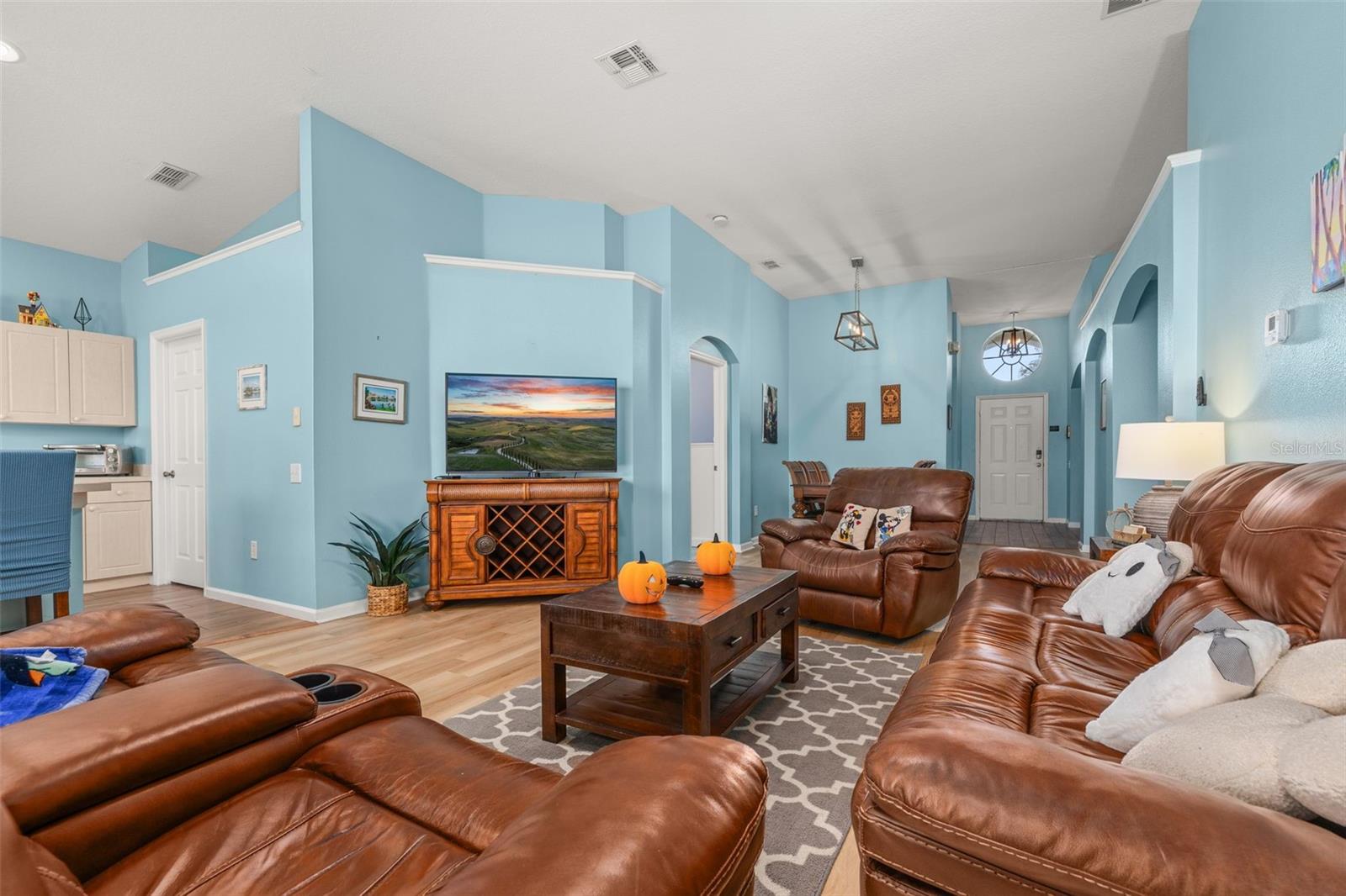 Single Family Residence at 2246 WYNDHAM PALMS WAY, KISSIMMEE, photo 7 of 75