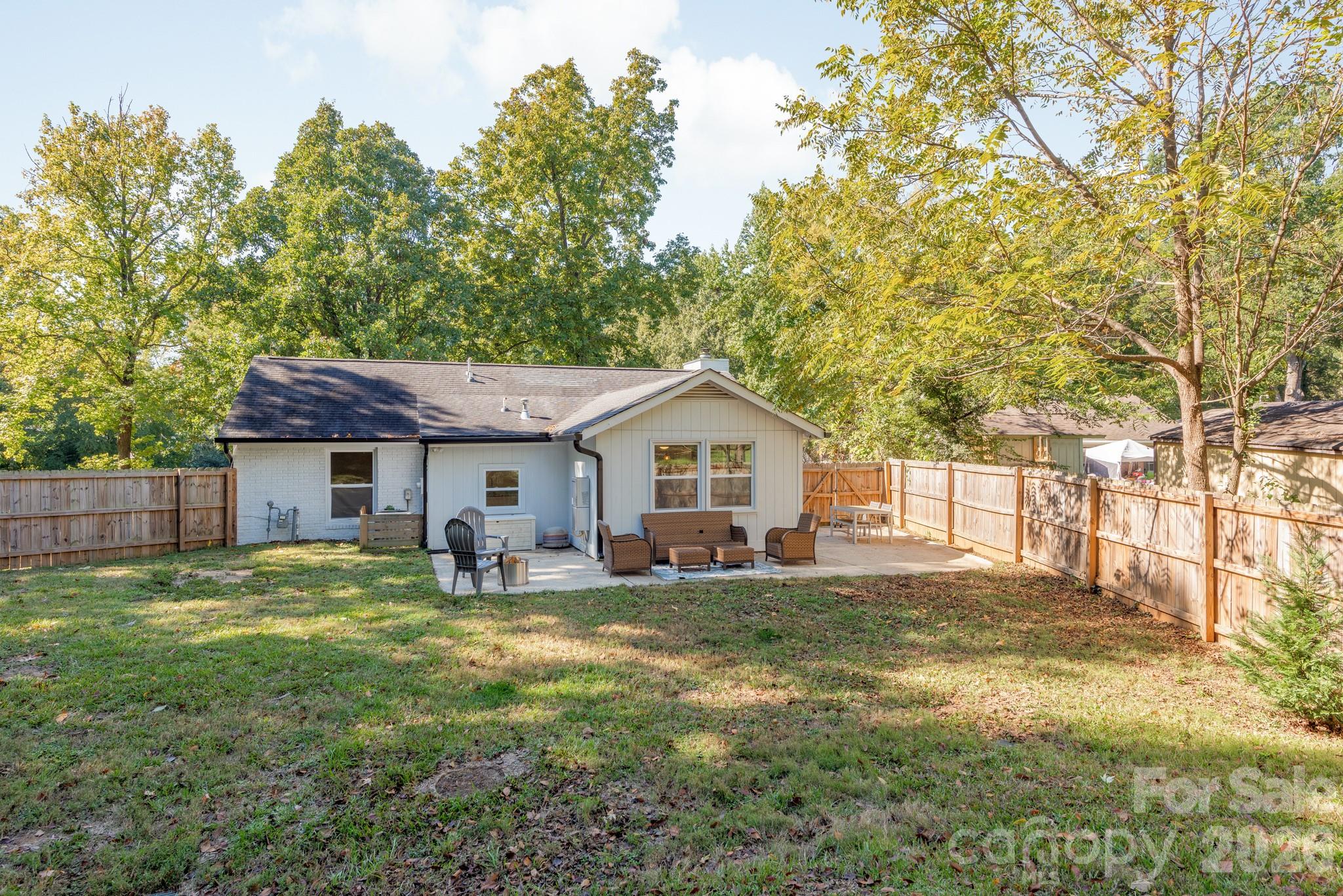 Single Family Residence at 721 Rome Court, Charlotte, photo 29 of 30