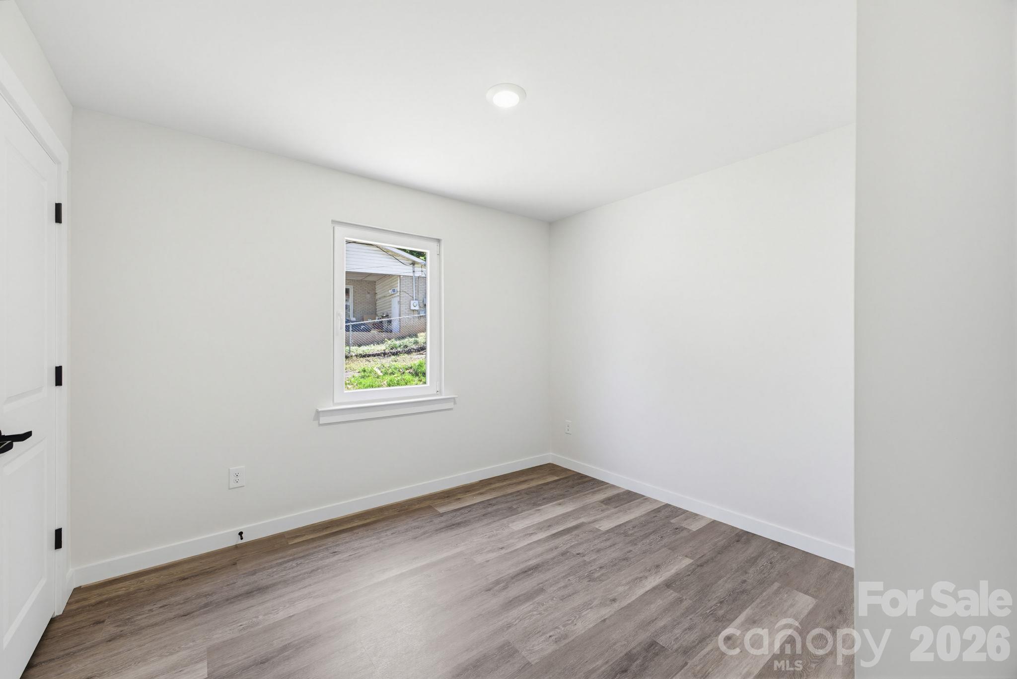 Duplex at 952-954 4th Street Place SE, Hickory, photo 6 of 20
