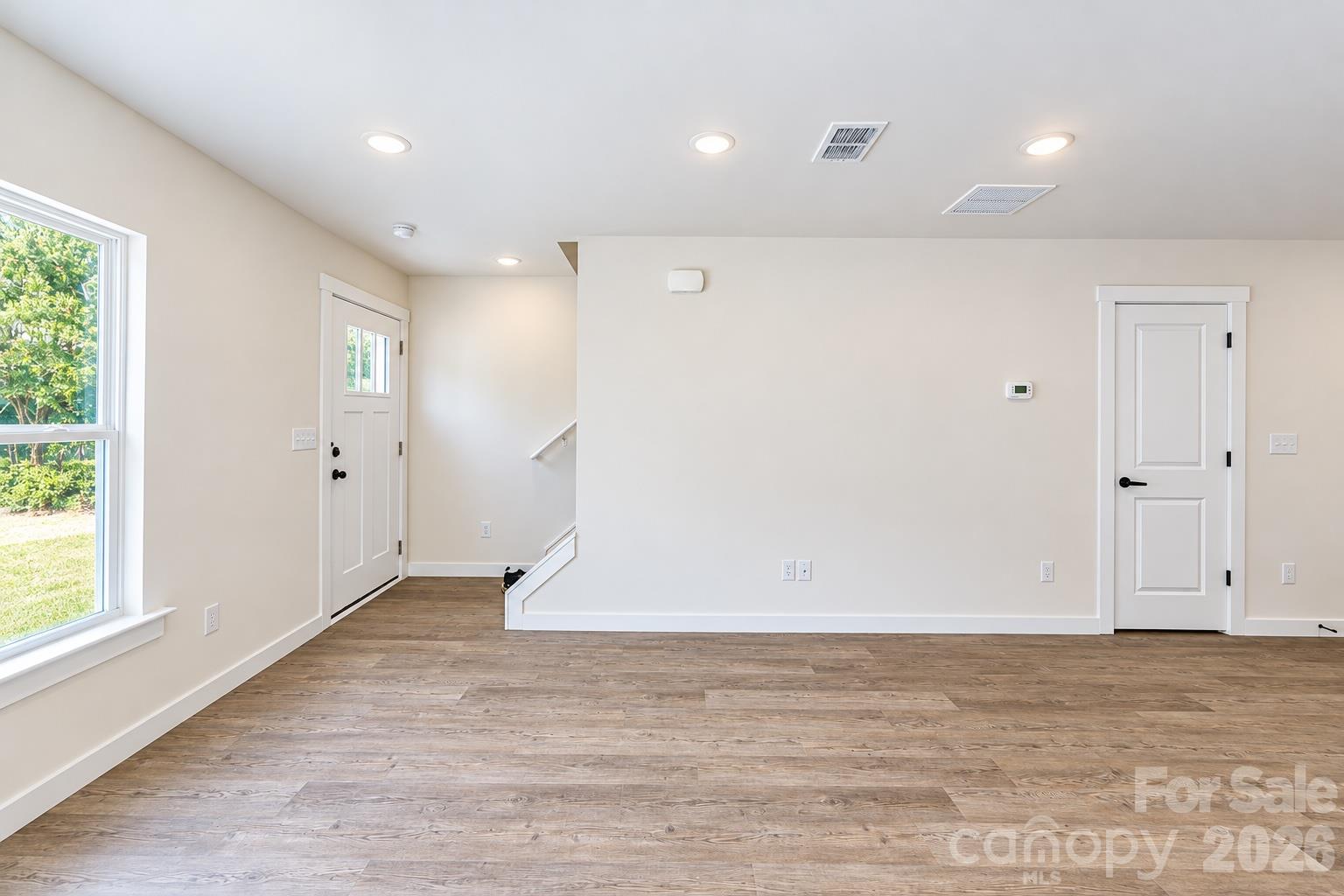 Duplex at 952-954 4th Street Place SE, Hickory, photo 8 of 20