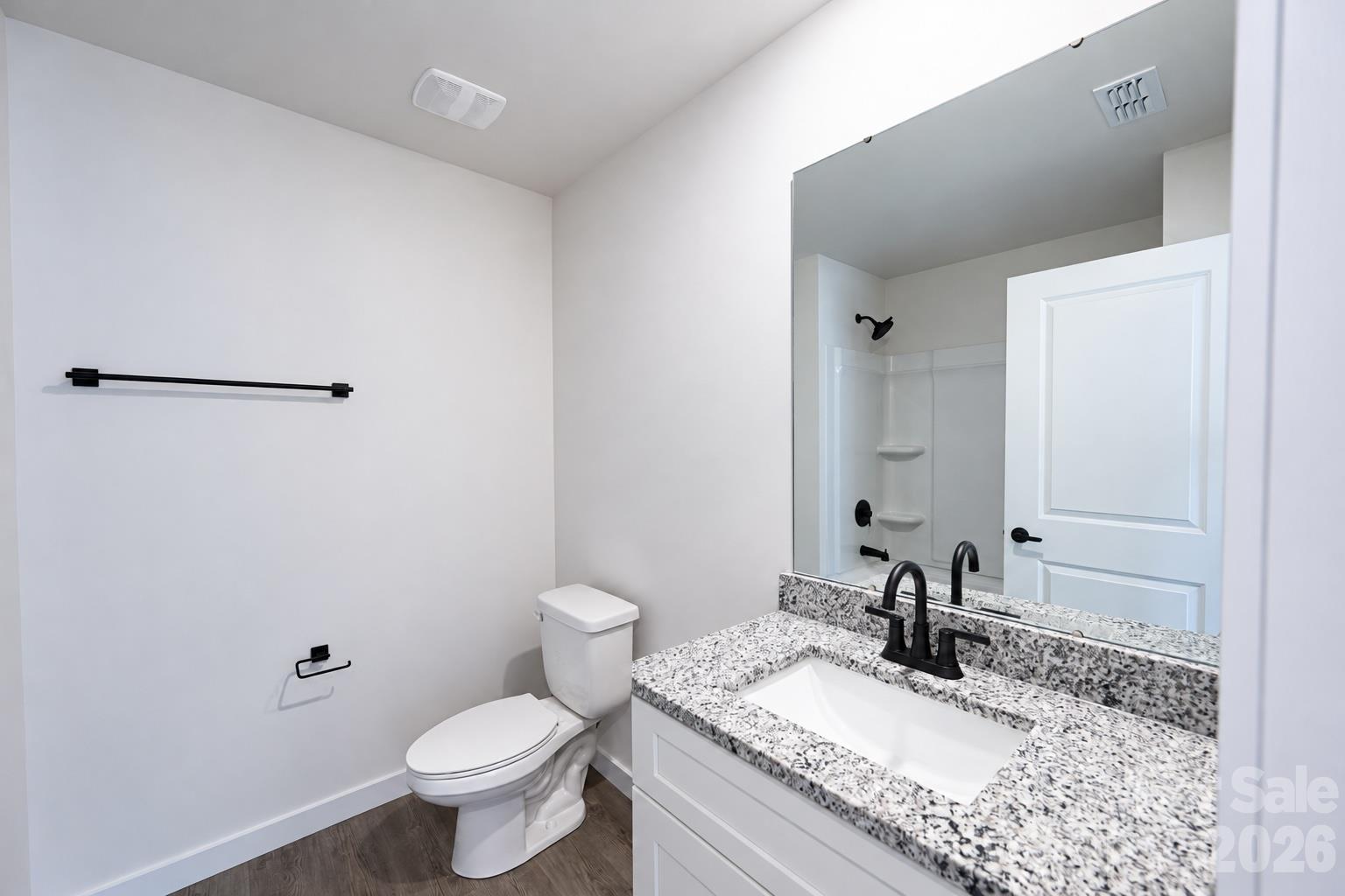 Duplex at 952-954 4th Street Place SE, Hickory, photo 16 of 20