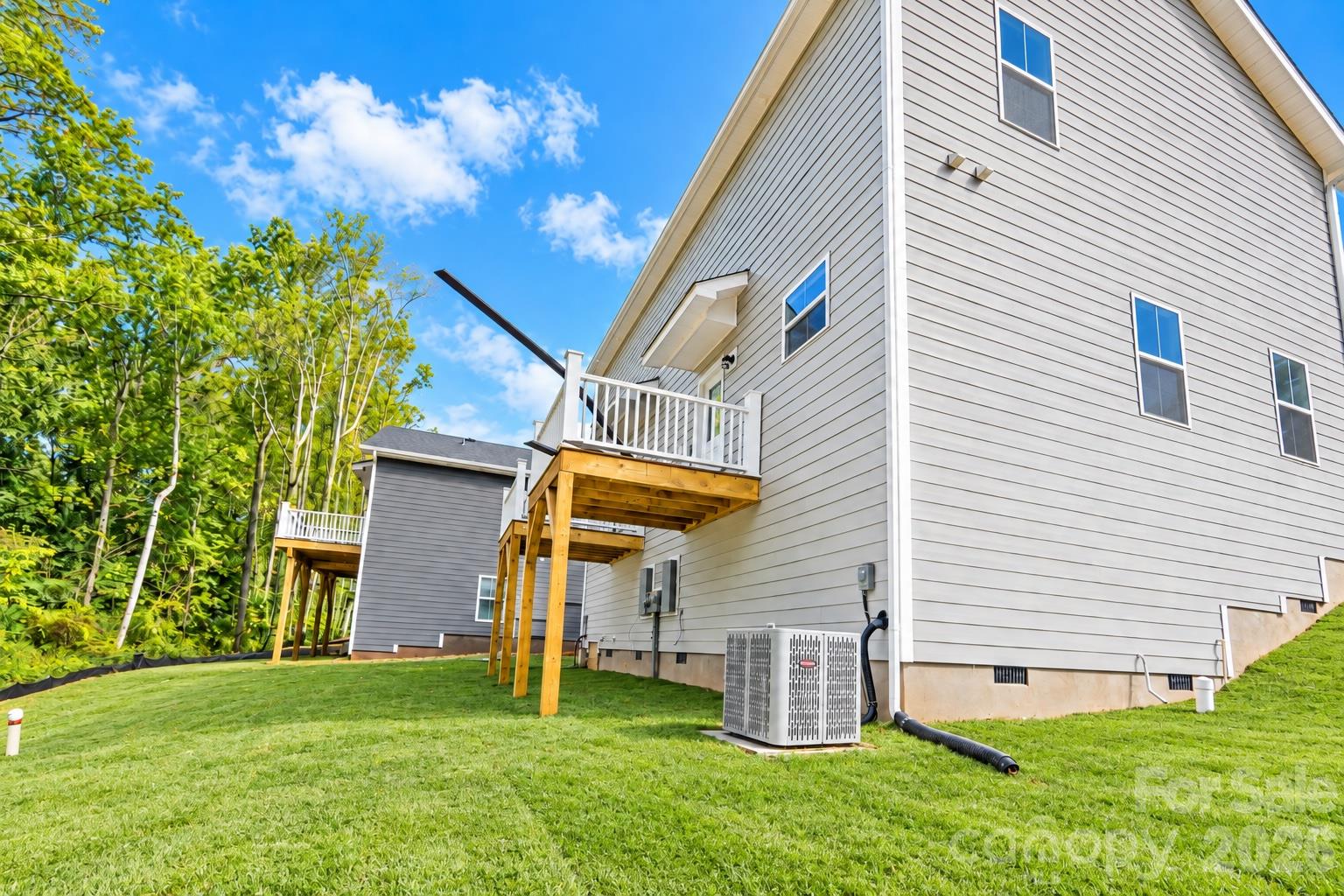 Duplex at 952-954 4th Street Place SE, Hickory, photo 19 of 20