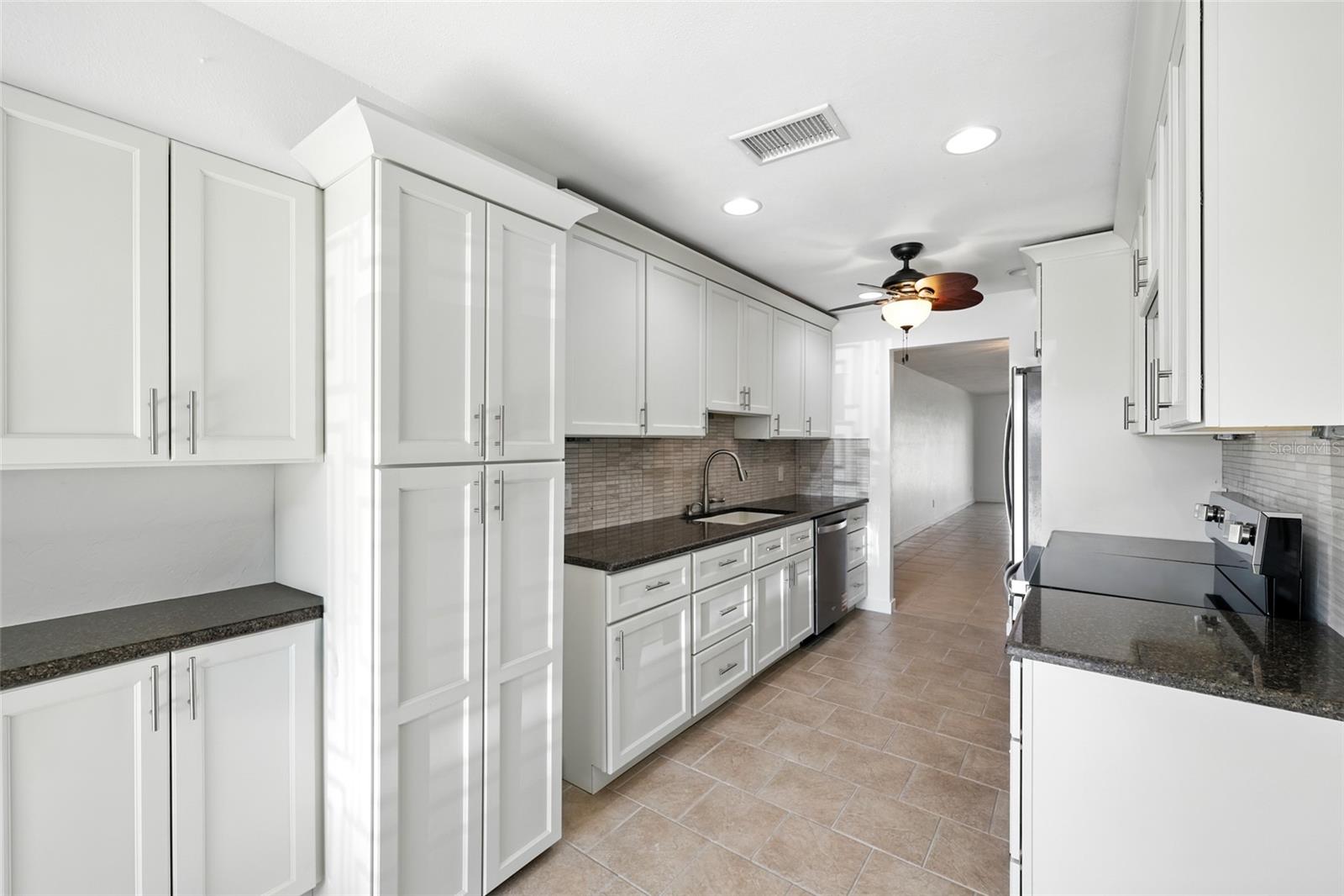 Single Family Residence at 545 BOCA CIEGA POINT BLVD N, ST PETERSBURG, photo 14 of 52