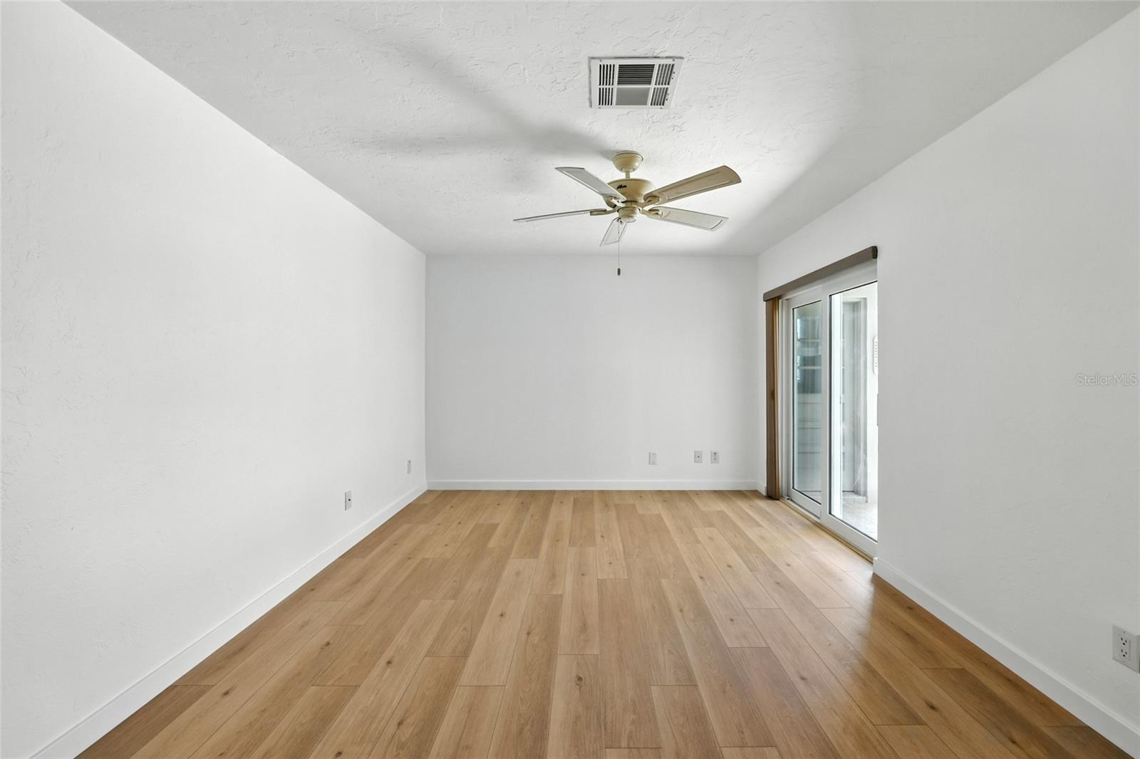 Single Family Residence at 545 BOCA CIEGA POINT BLVD N, ST PETERSBURG, photo 18 of 52