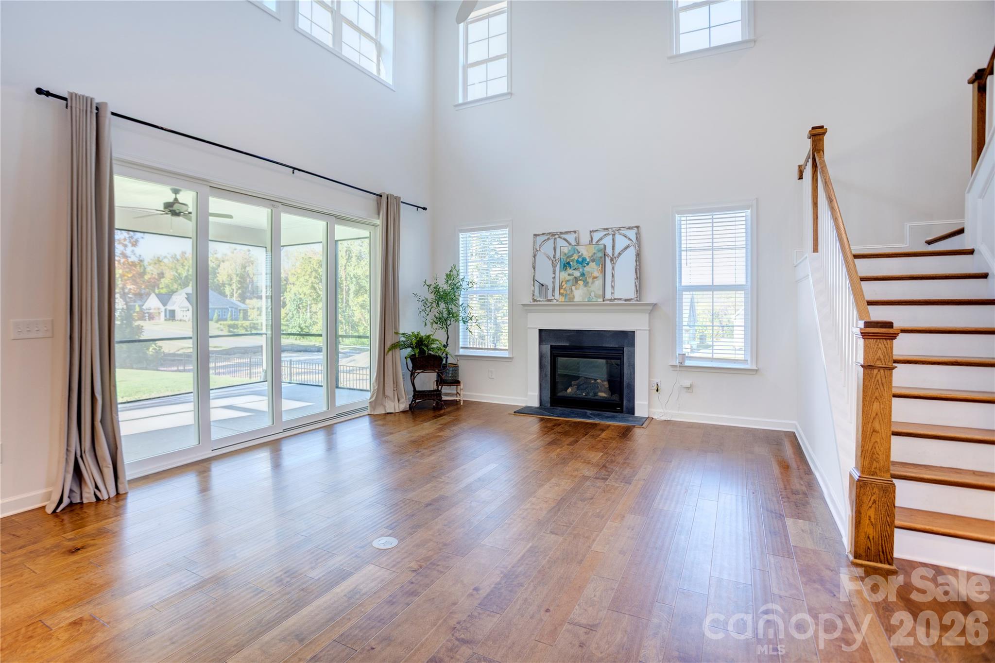 Single Family Residence at 2558 Red Hill Street, Concord, photo 8 of 37