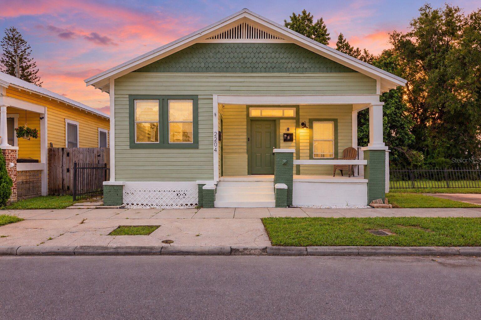 2204 N 10TH ST