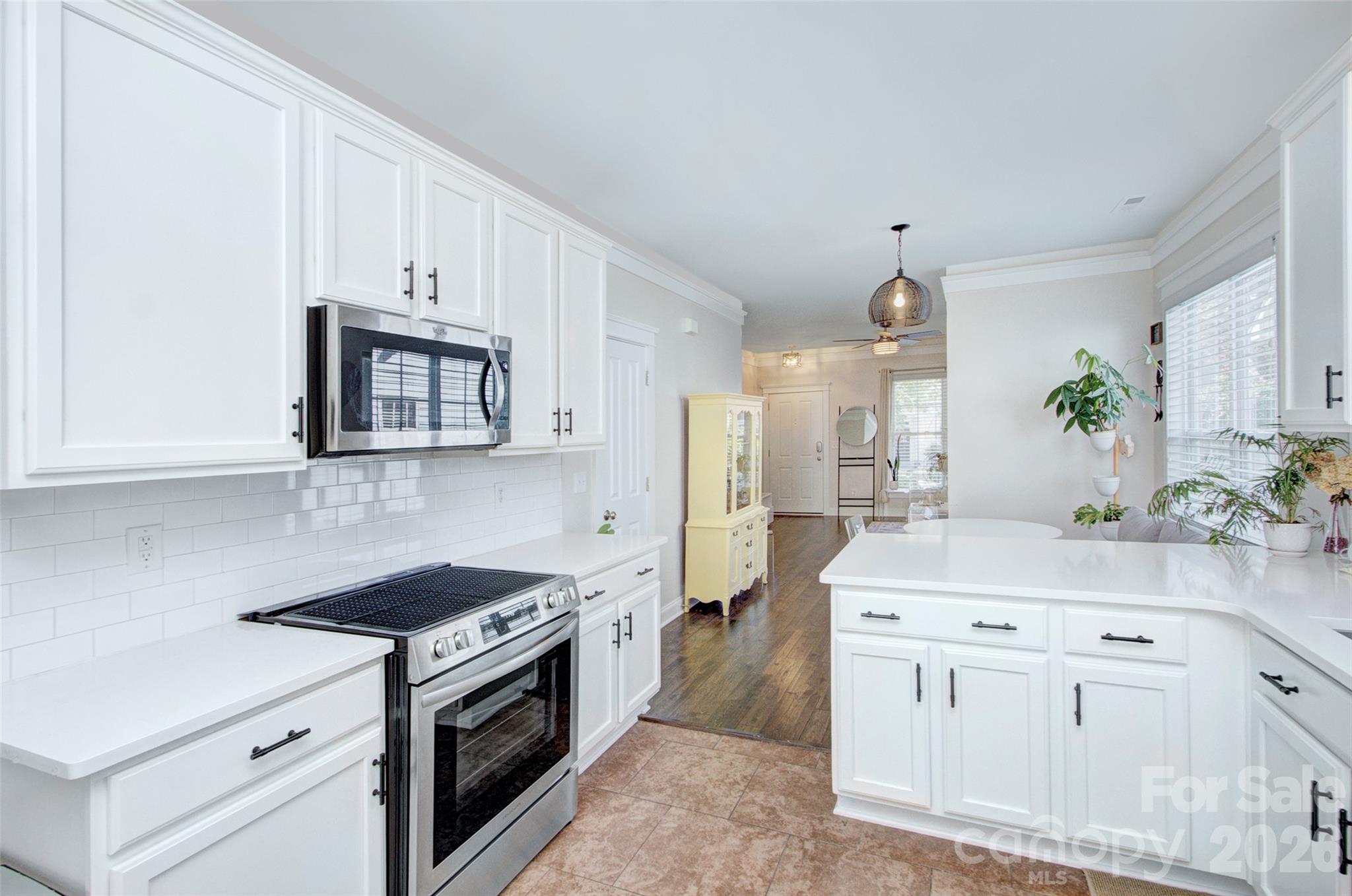 Single Family Residence at 16619 Spruell Street, Huntersville, photo 11 of 38