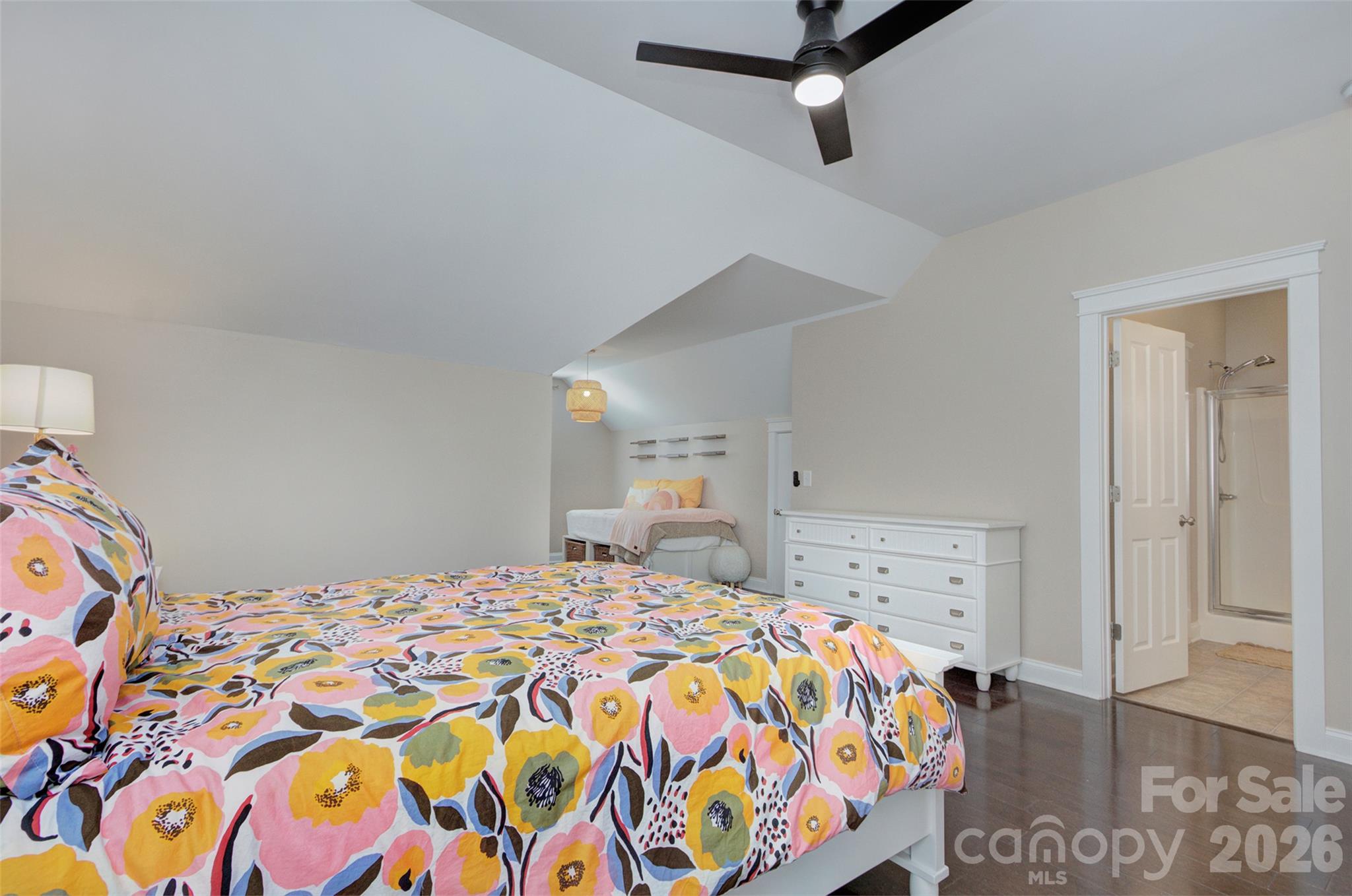 Single Family Residence at 16619 Spruell Street, Huntersville, photo 19 of 38