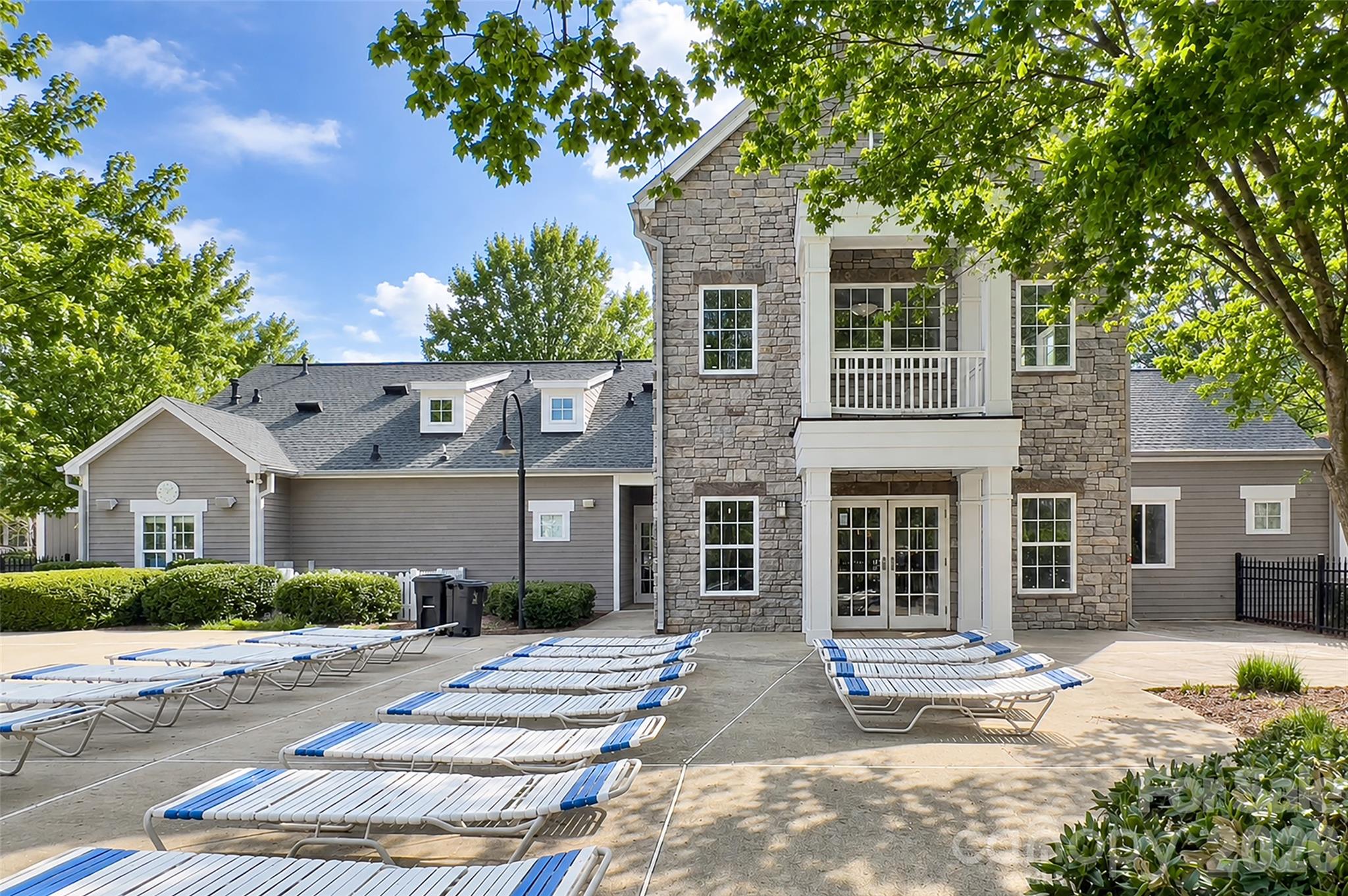Single Family Residence at 16619 Spruell Street, Huntersville, photo 34 of 38