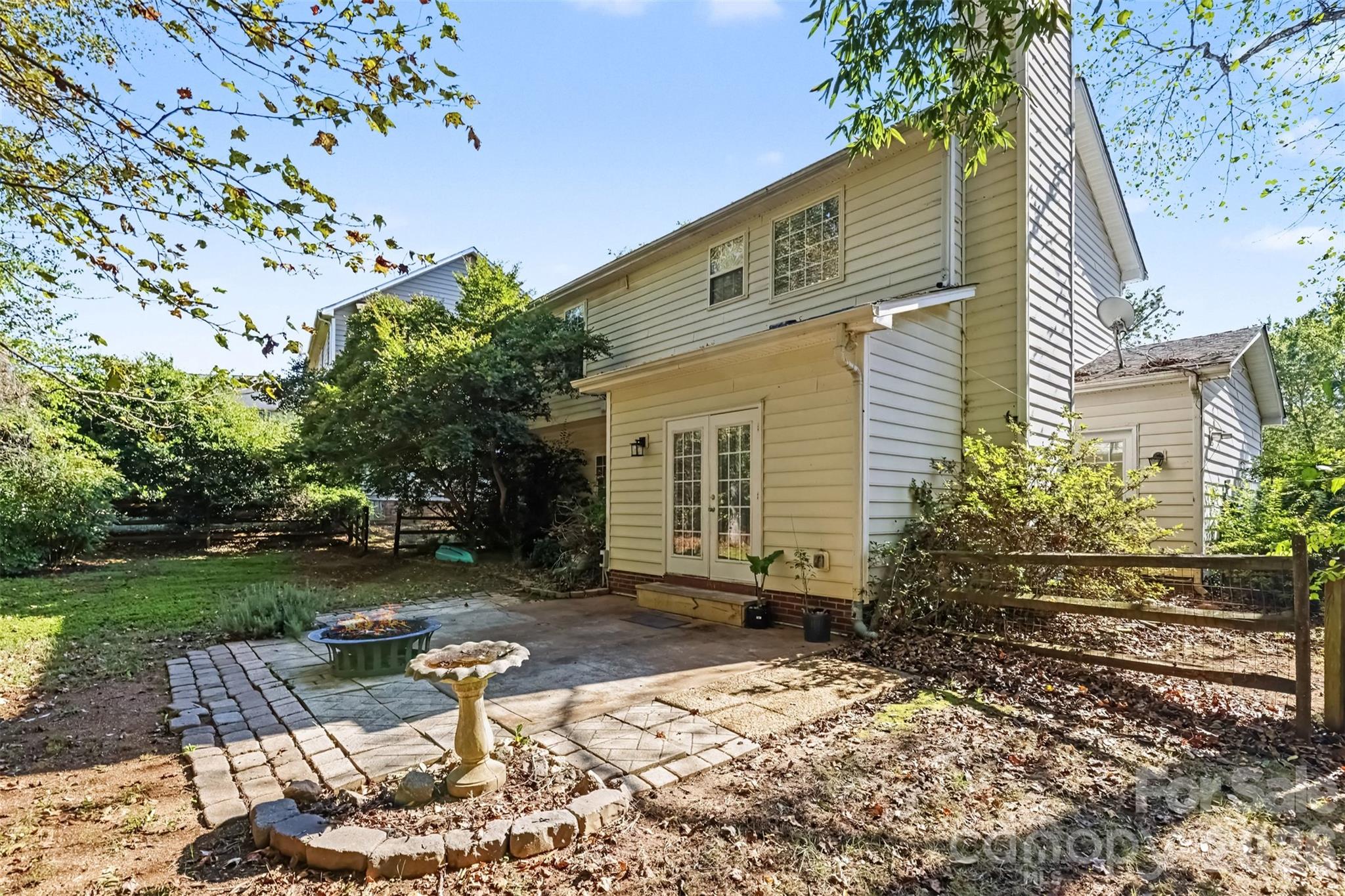 Single Family Residence at 9423 Willow Tree Lane, Charlotte, photo 34 of 38