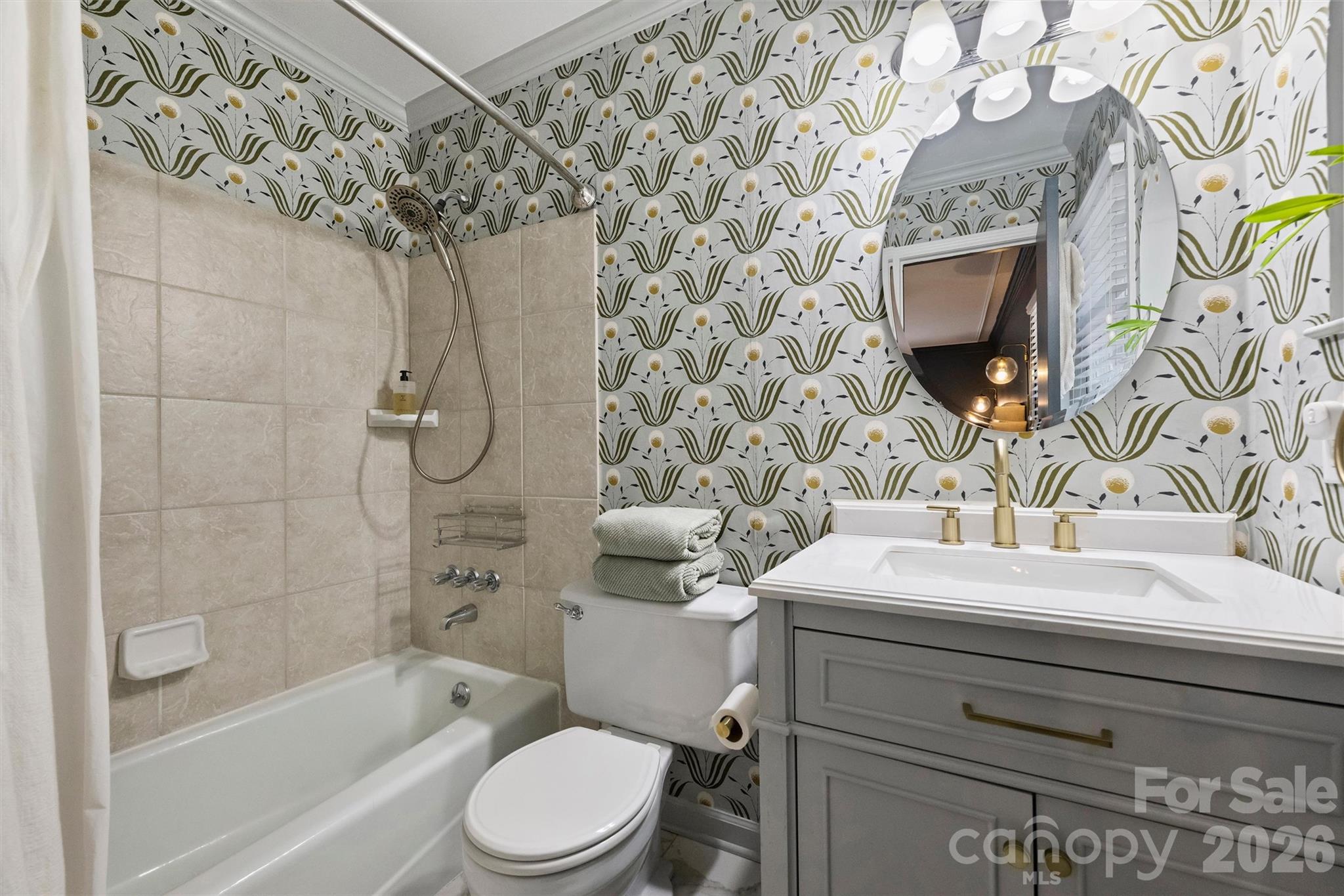Single Family Residence at 9108 New Towne Drive, Matthews, photo 23 of 34