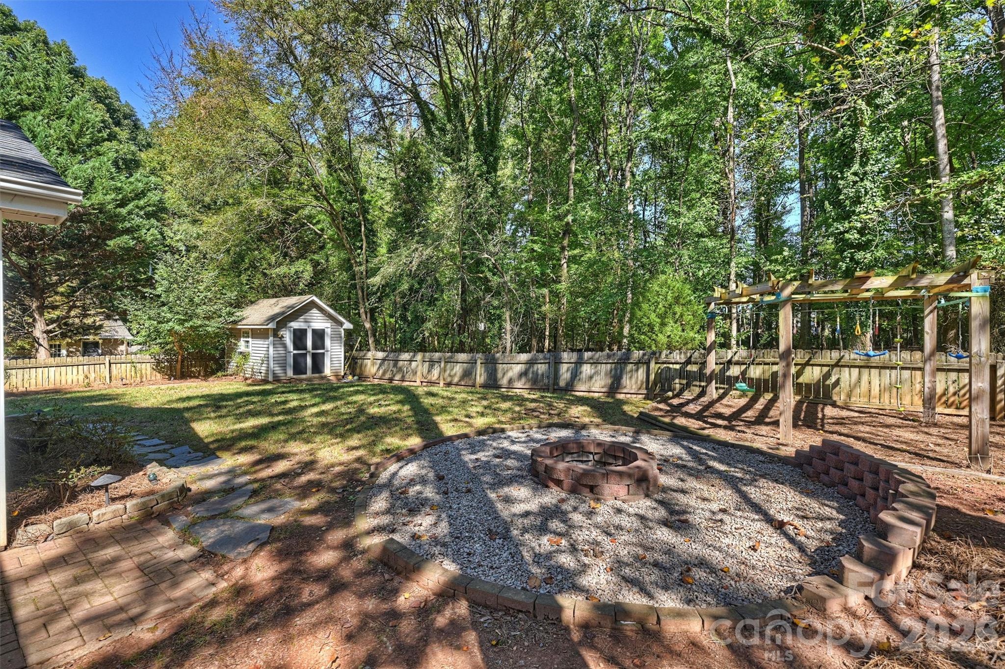 Single Family Residence at 9108 New Towne Drive, Matthews, photo 31 of 34
